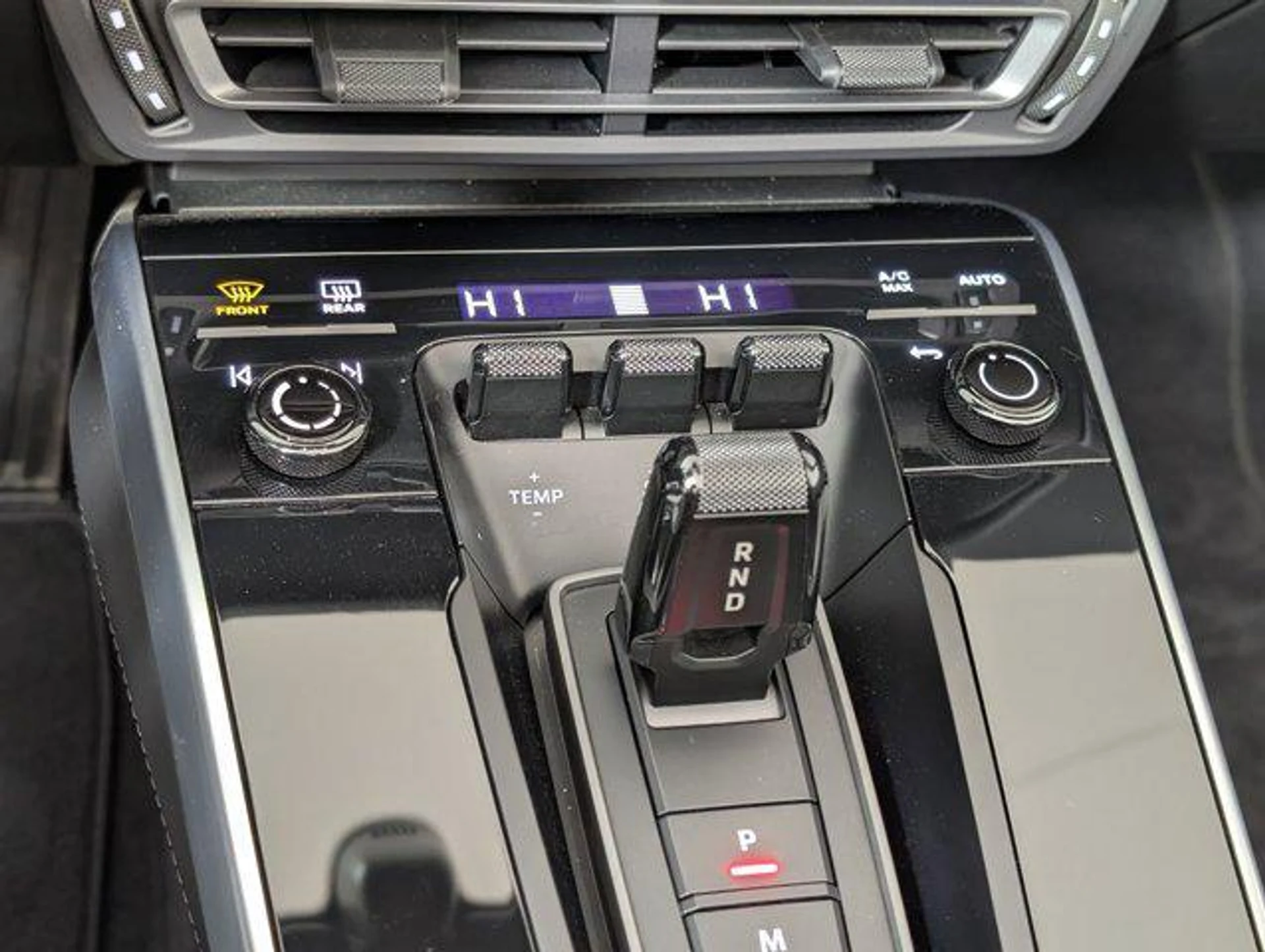 mph025_118928888_Imu_H_Tk5_Mo_TMI_5o_Q1cp2c_G7_V_Fks_3f388061e6