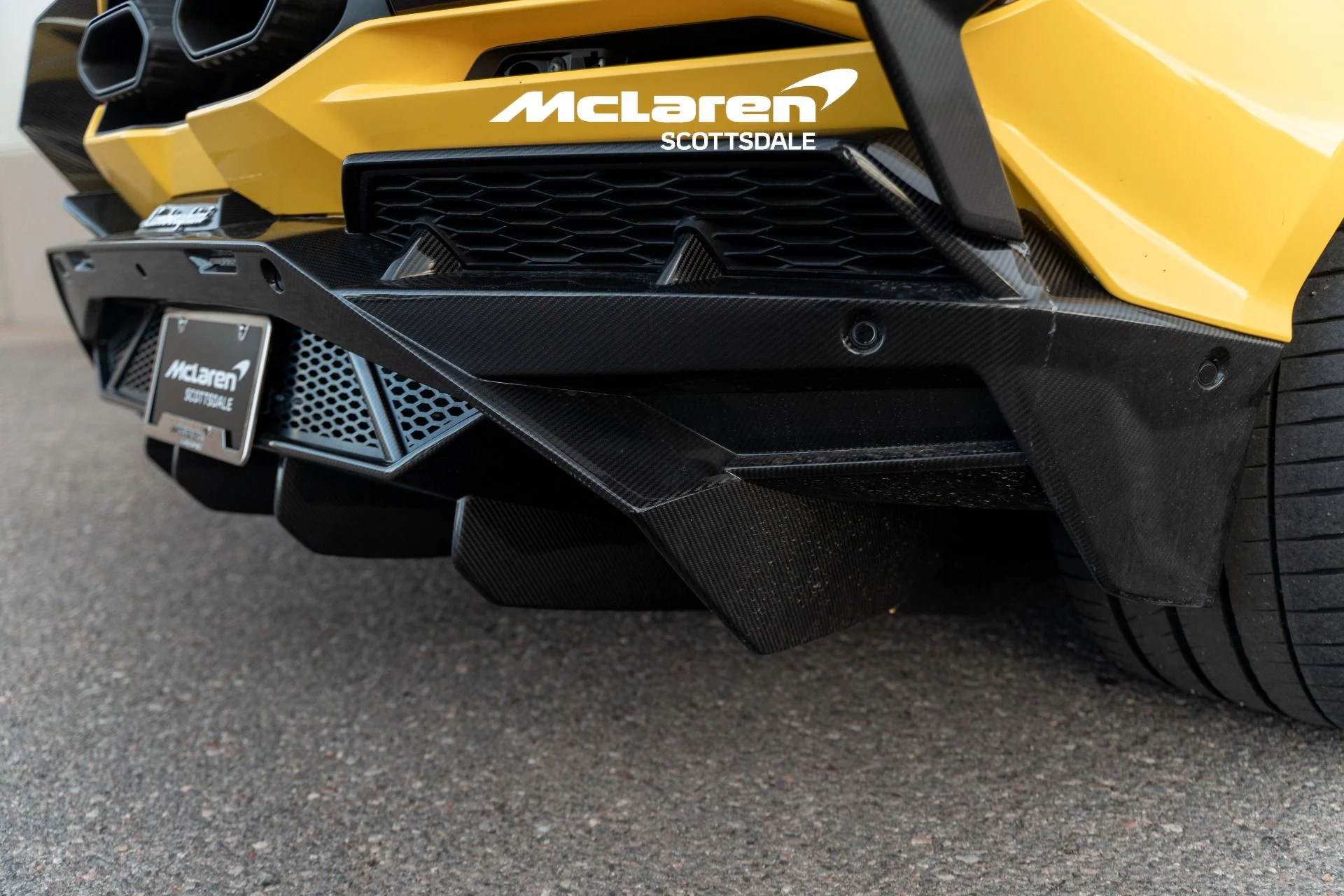 mph025_1189794805_Used_2024_LAMBORGHINI_REVUELTO_1769478324_f5d7ea94db