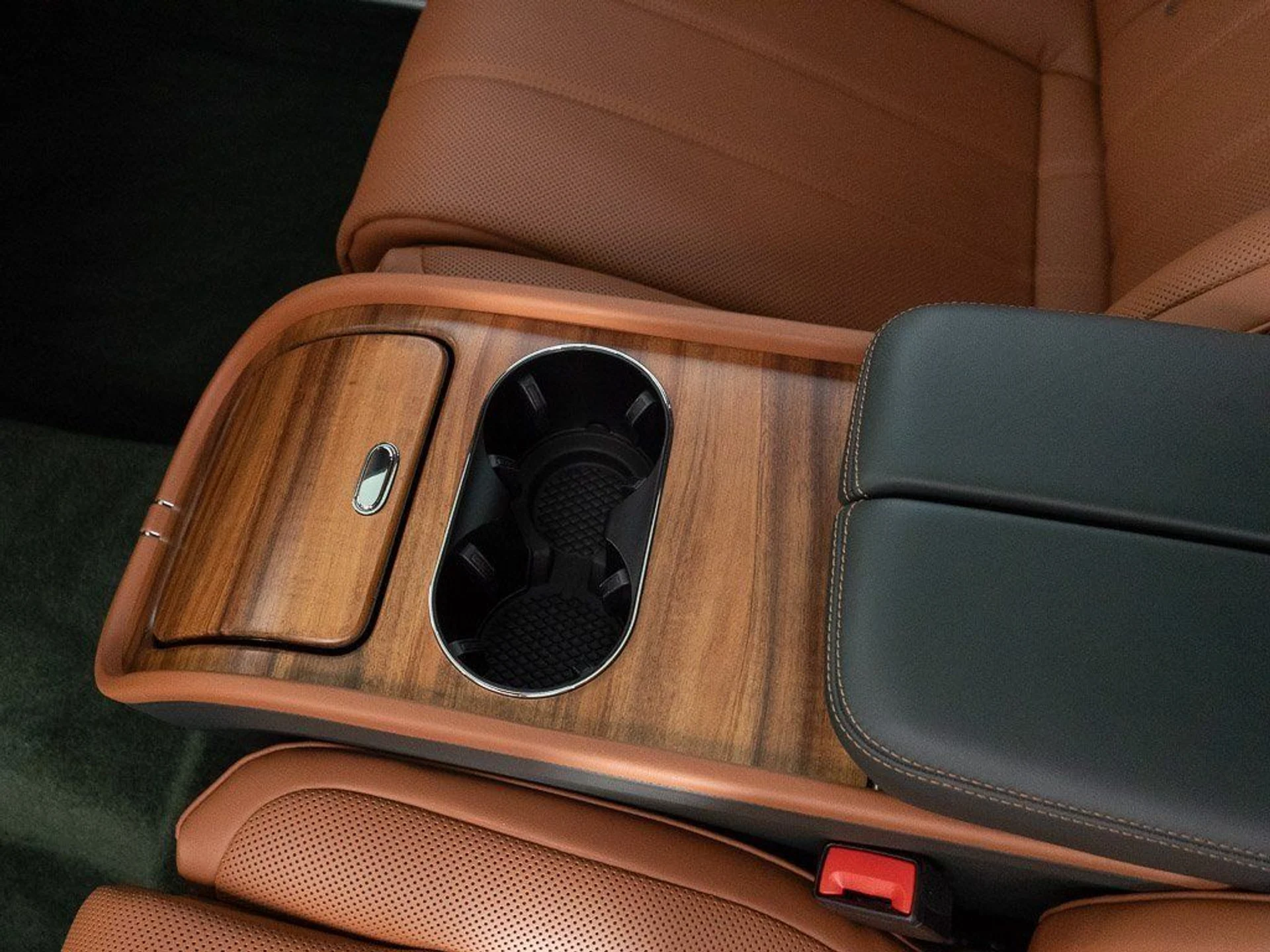 mph025_1194017272_1e7440cab7a8975ac3479a8932b0854a_98d92c8d5c