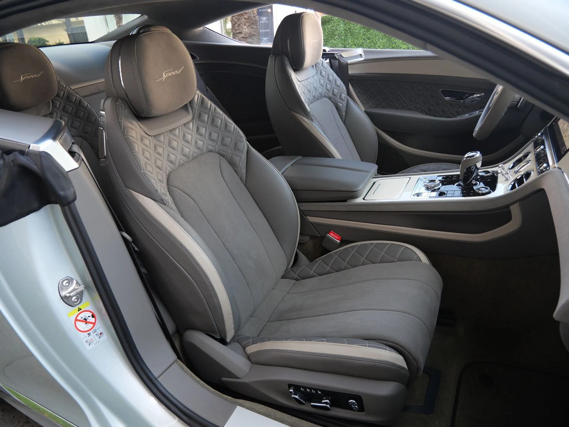 mph025_1197967368_1f7b61a40ba41f86a6011784fedc8f2bx_8ce3700206