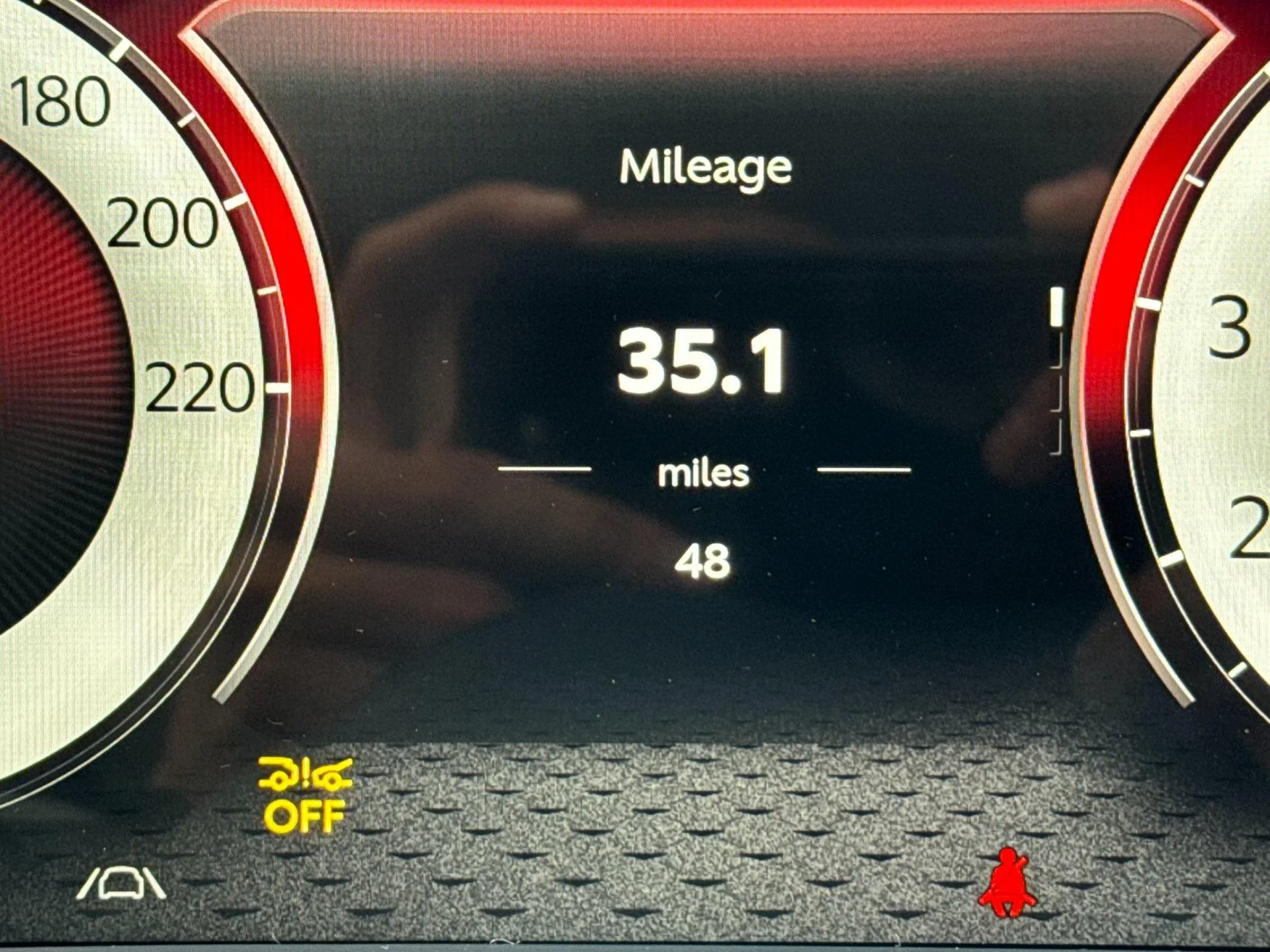 mph025_1198290237_New_2026_Aston_Martin_DBX_S_1769594657_b18db4b4e0