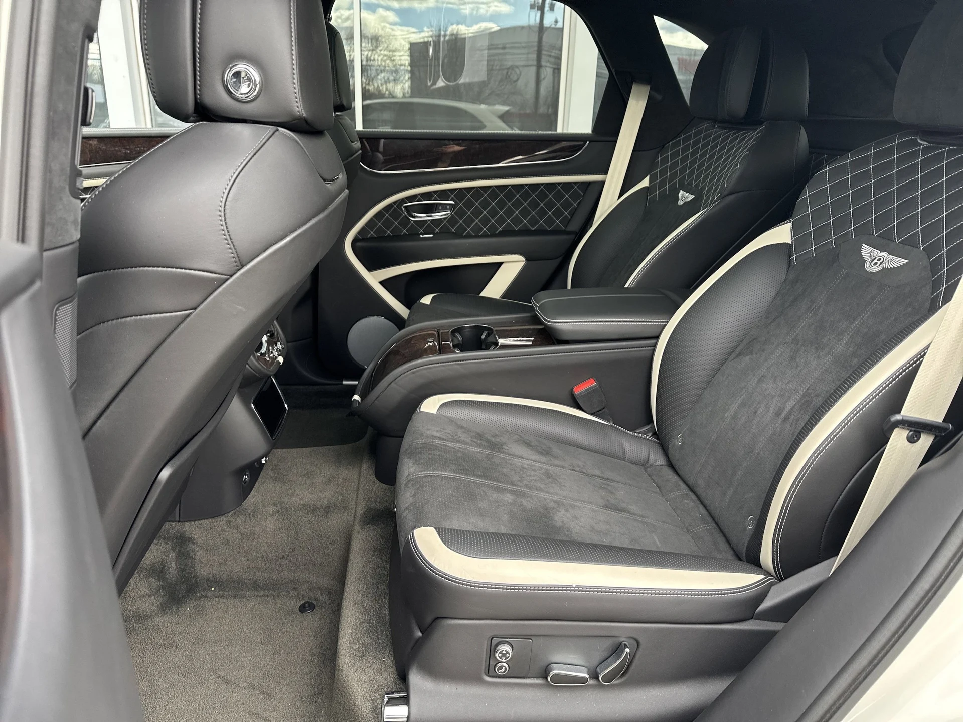 mph025_1206260495_35deae69e937eaaf702f162f4a95d4ccx_a8a77a6bc4