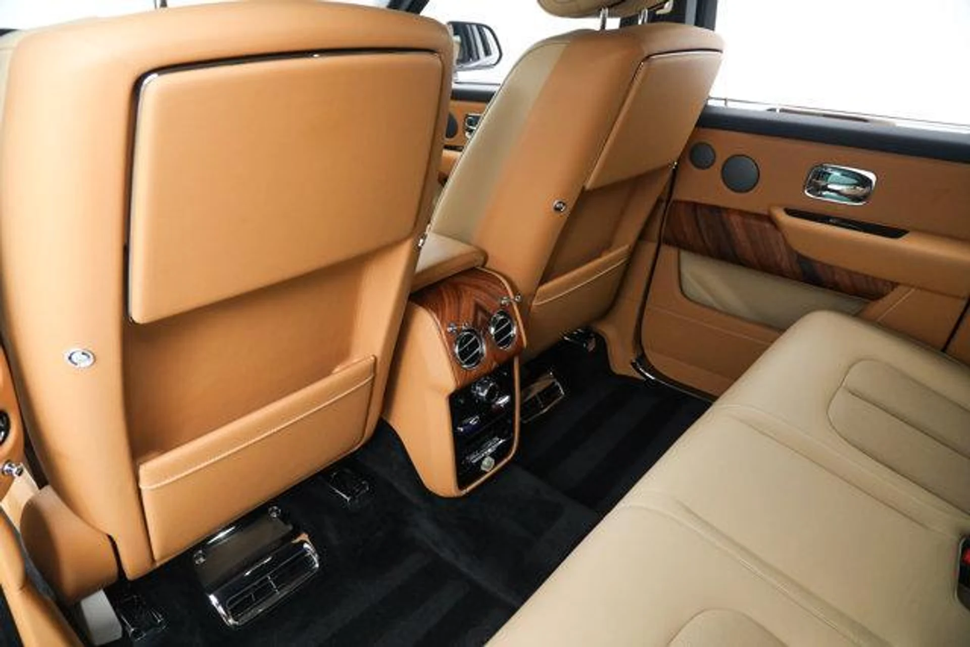 mph025_1217864494_Qmx4_MOB_Upa_De_Qoa1g_YI_i_Pz_Hu_YQ_b51025e7f5