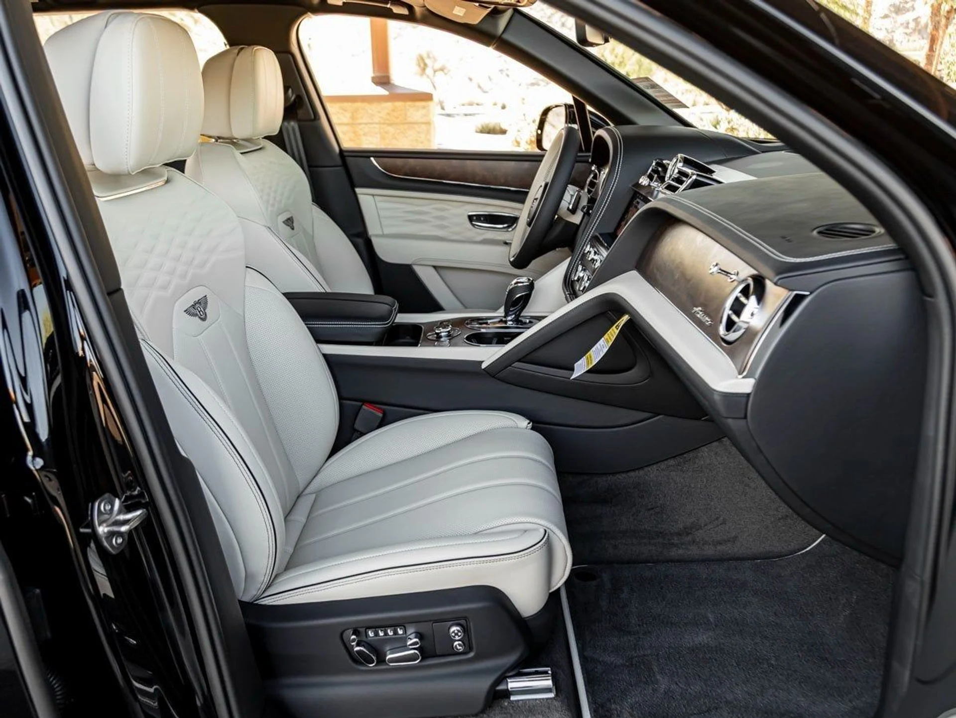 mph025_1221197305_26_23abdf83ed