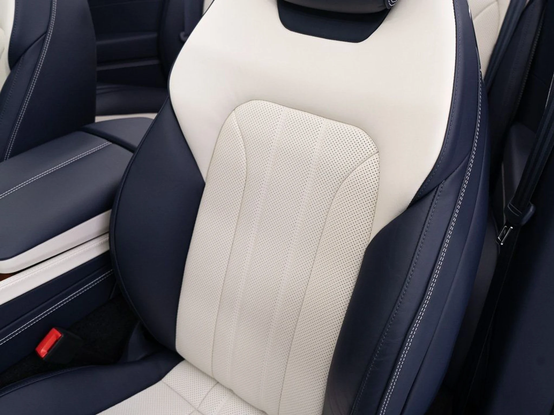 mph025_1221541161_eed35e2cbc51767b6da3445b26d1527e_ee50ab16f6