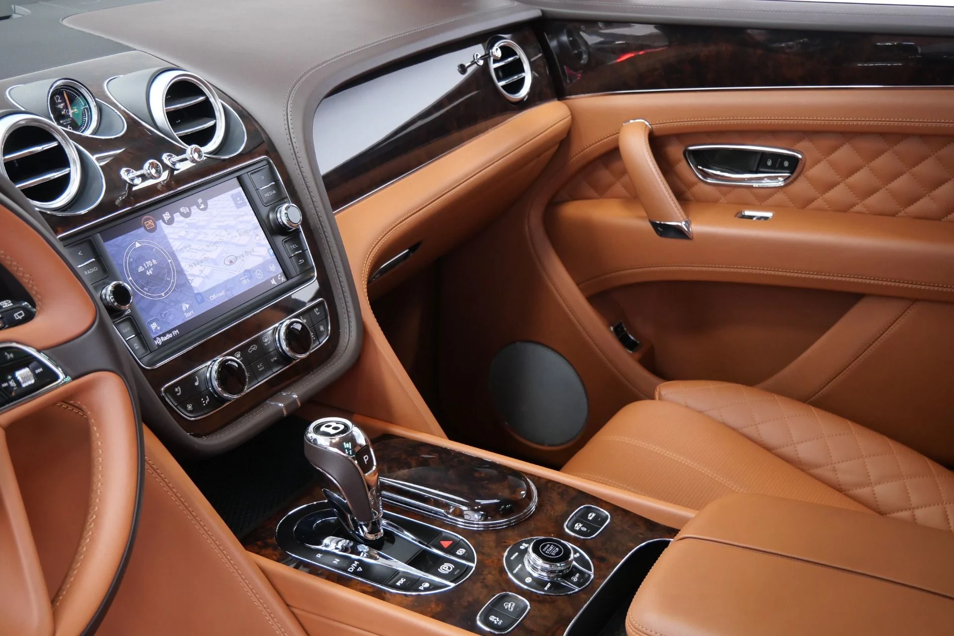 mph025_122621648_Used_2017_Bentley_Bentayga_W12_Four_Seat_Comfort_Specification_with_Rear_Console_1776956660_d22cc7d2f5