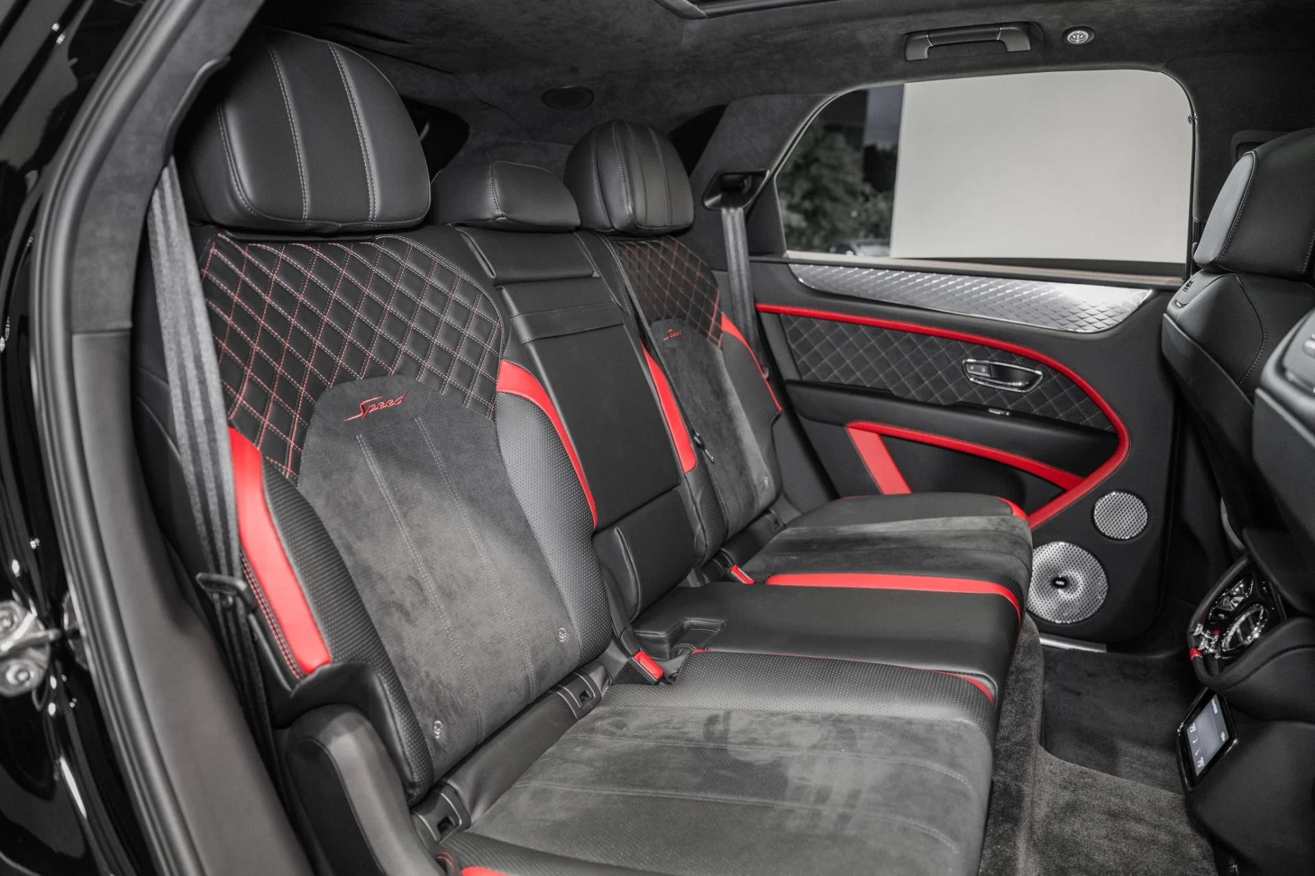 mph025_1230092075_Used_2022_Bentley_Bentayga_Speed_1790432013_096d0d5dc5