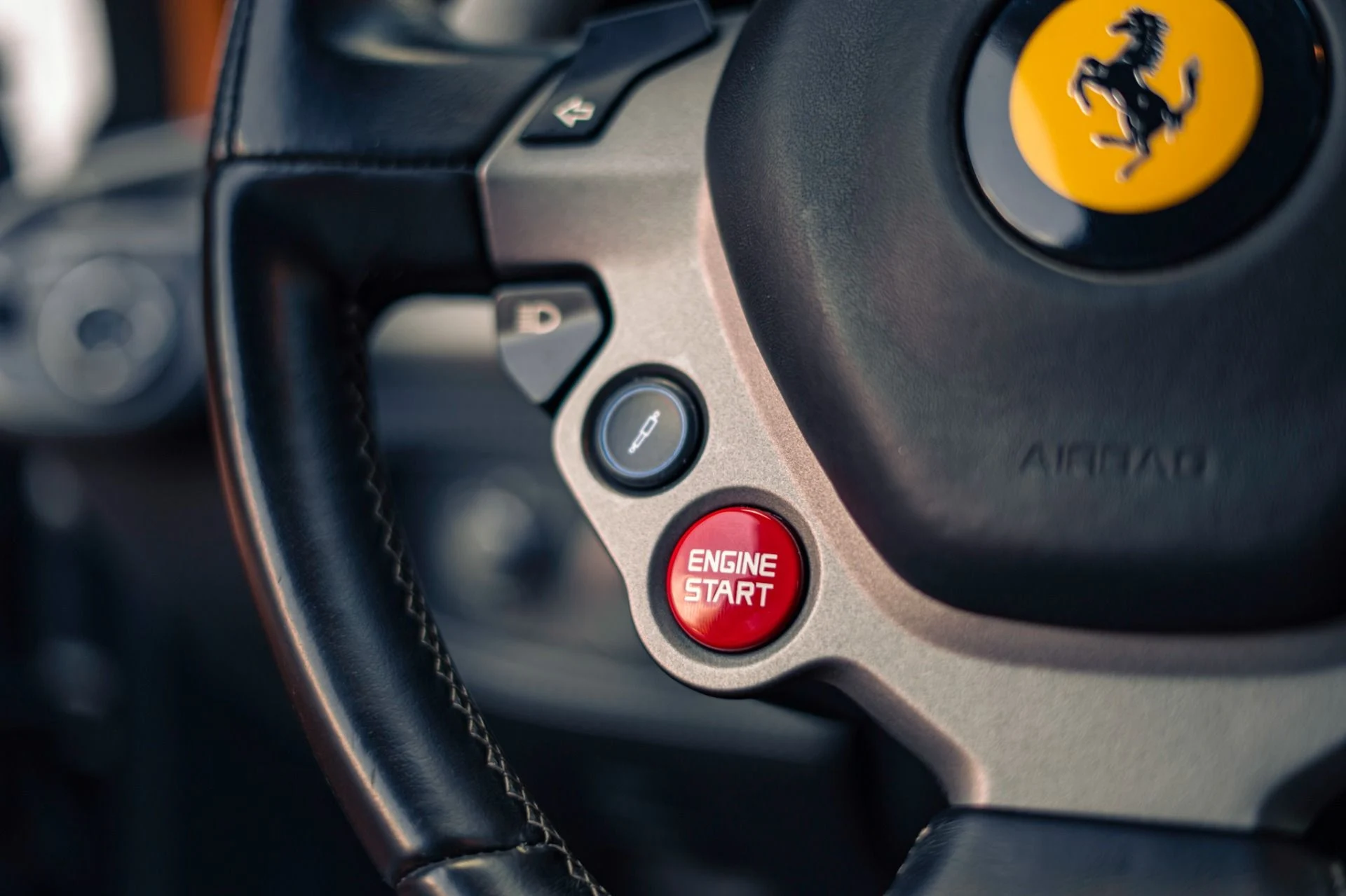 mph025_1235940706_Used_2012_Ferrari_458_Italia_1777320128_84cc10380b