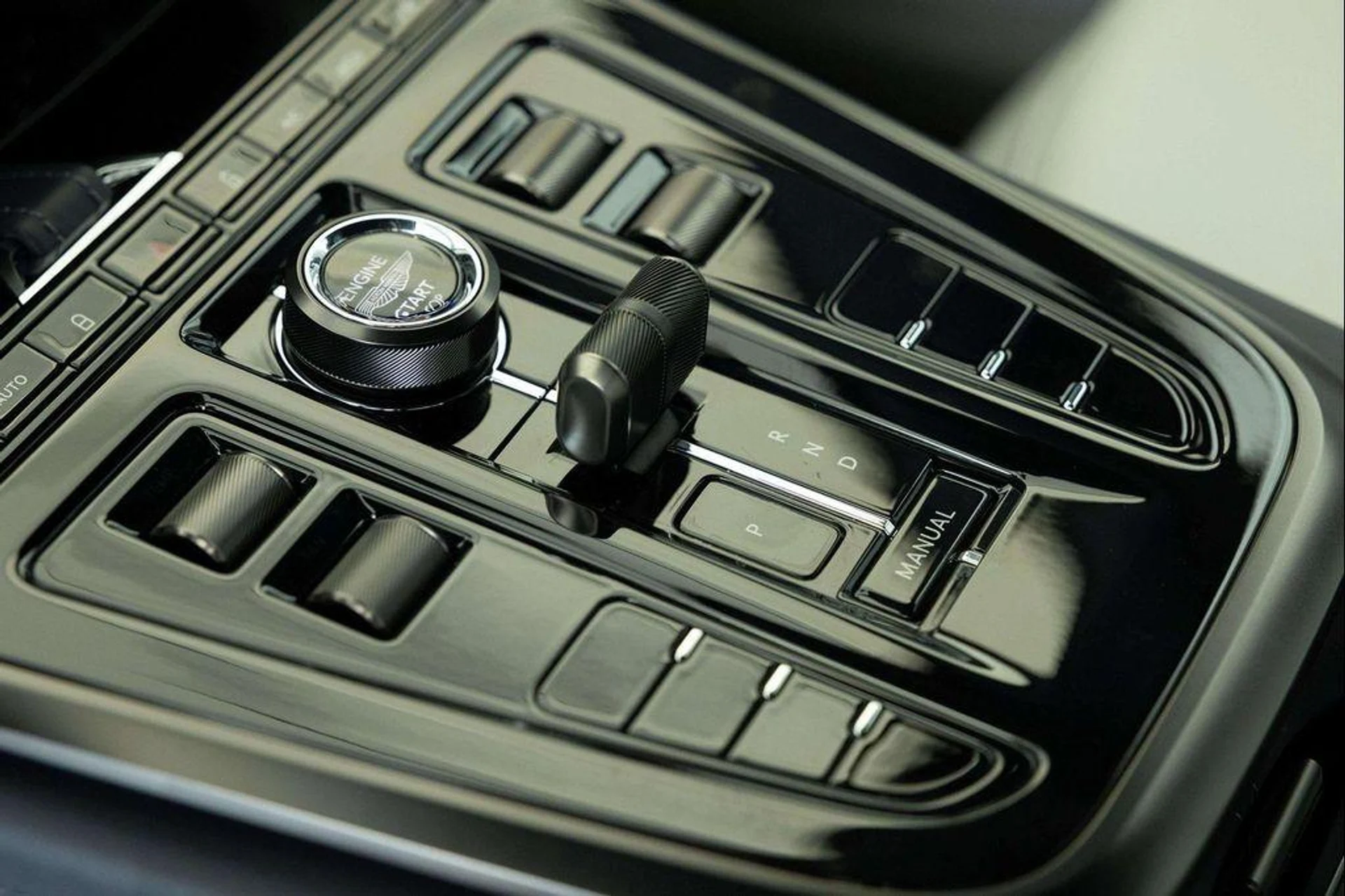 mph025_1238055547_GC_7_QXR_Y5m_A3u_QM_1i7nh1_JLJ_Yw_9c21e4dd31