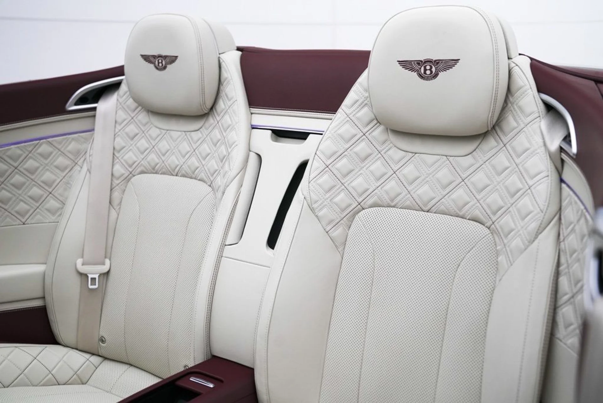 mph025_1240514260_ir54sy5w5ox23h1a00zbidziuujx_428c2fcec2