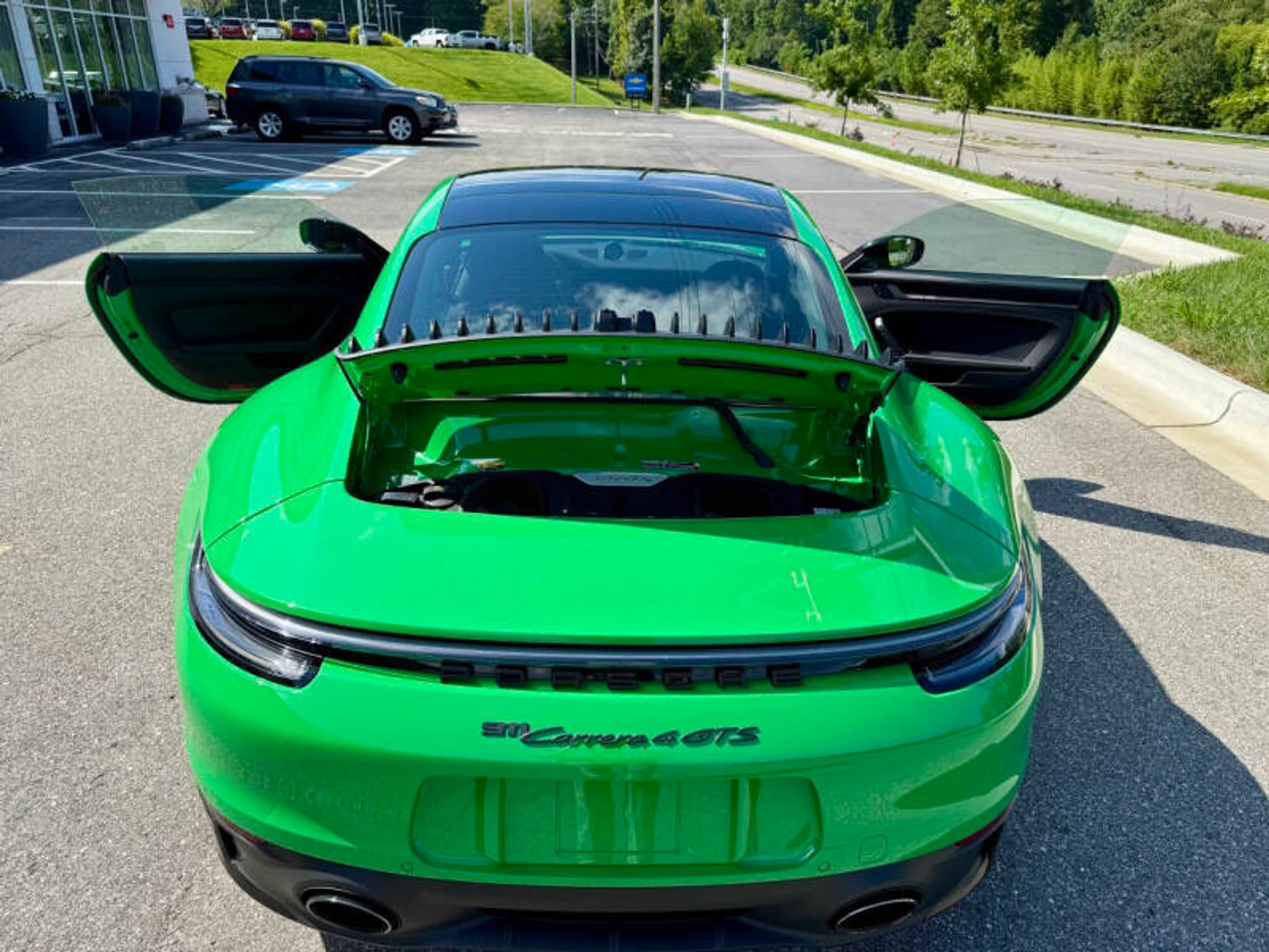 mph025_1241481659_2022_porsche_911_carrera_4_gts_awd_2dr_coupe_14122afe47