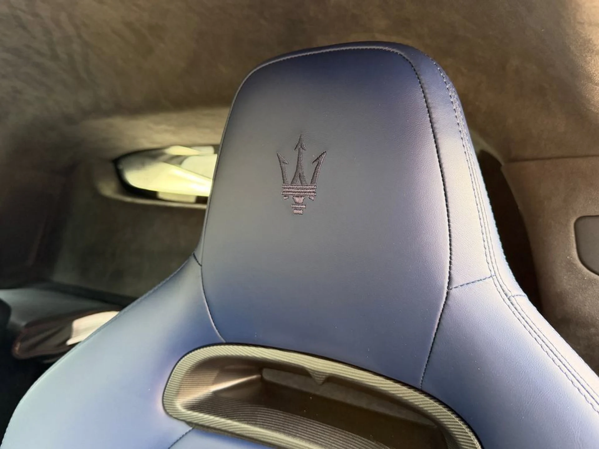 mph025_1247504105_3a1dd4a3ec6340cc9908f0e33b70d482_396db495f5