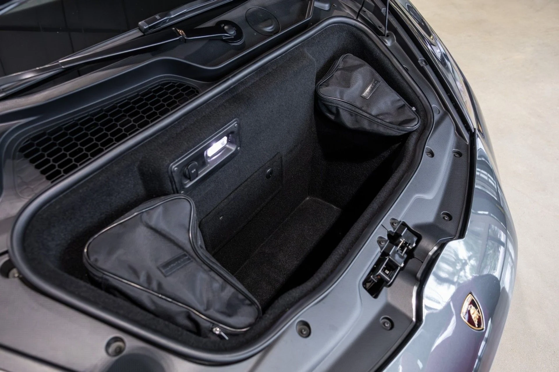 mph025_124840800_QQ_5ec0183bfe