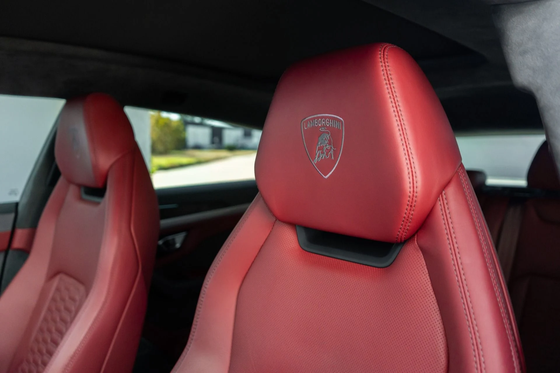 mph025_1251378856_Used_2021_Lamborghini_Urus_1768598799_847e2ead09