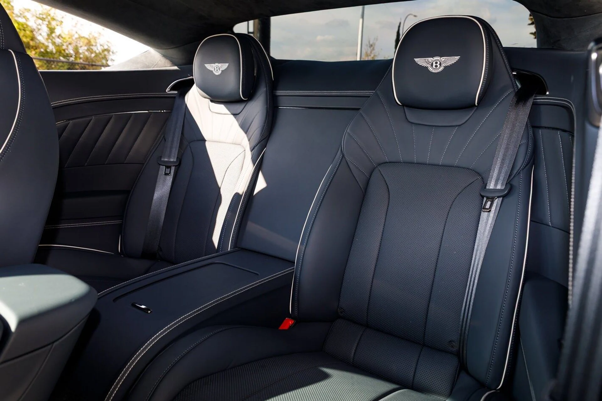 mph025_1254803015_5bb887296200fc31e4ef666893c6fb08x_9de6b29435