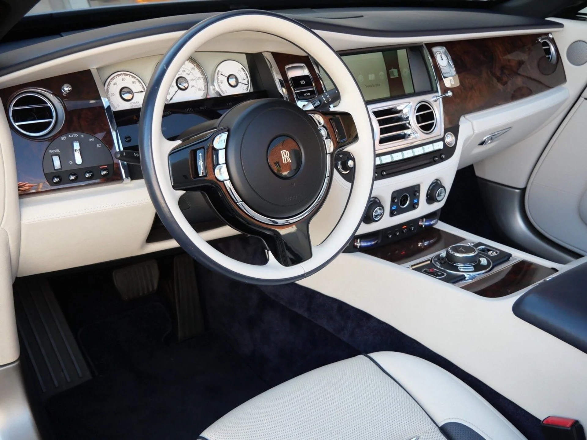 mph025_1258352065_18d3f246e49484afe344c0e8b140675dx_13034499aa