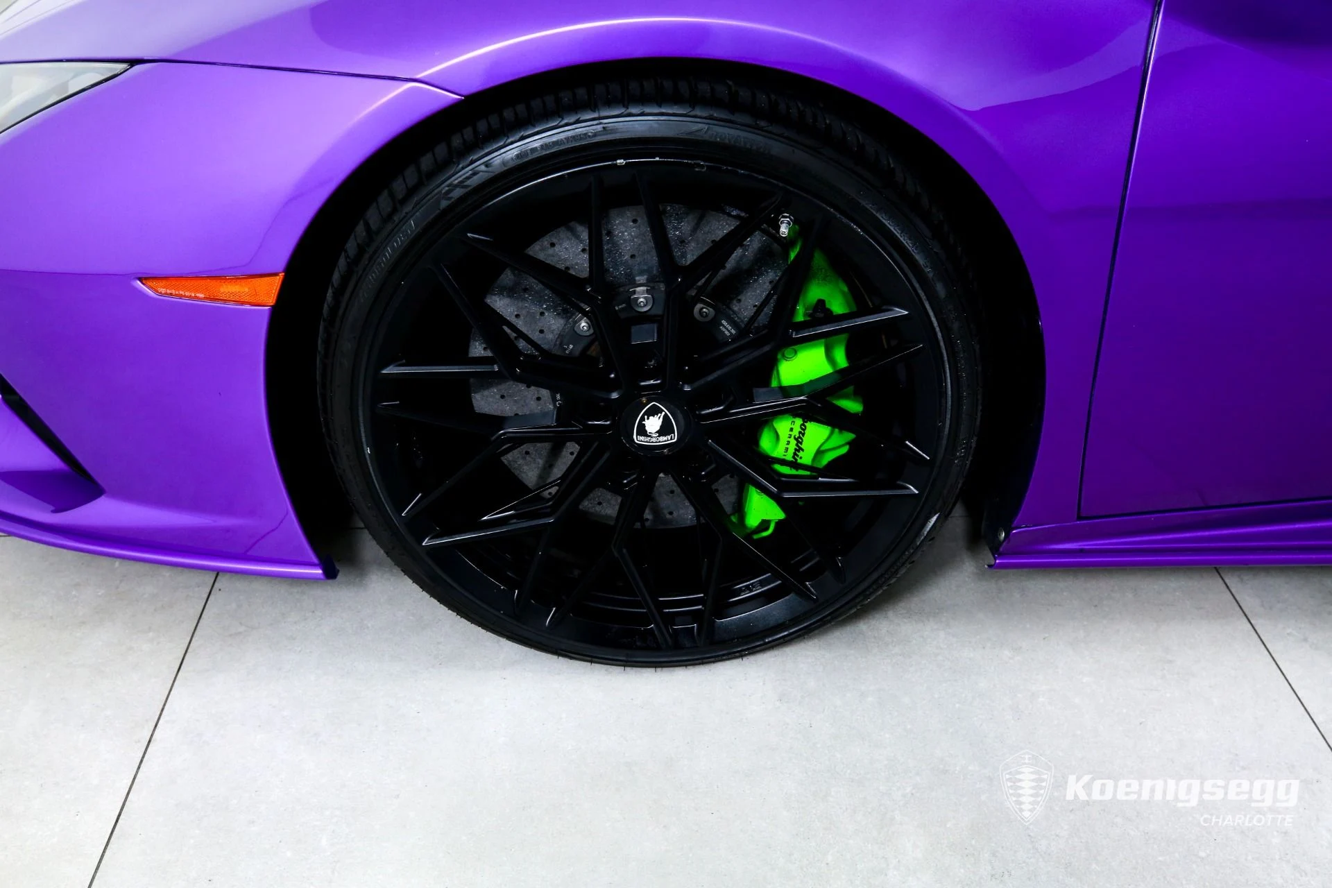 mph025_1259706578_Used_2020_Lamborghini_Huracan_EVO_Spyder_1782837531_01ef49119d