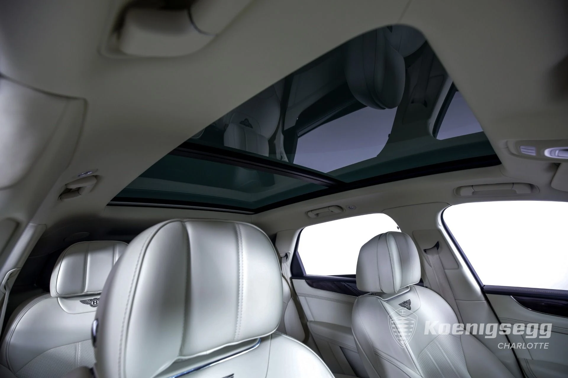 mph025_1264765727_Used_2018_Bentley_Bentayga_Onyx_Edition_1673032642_ce6f228b8f