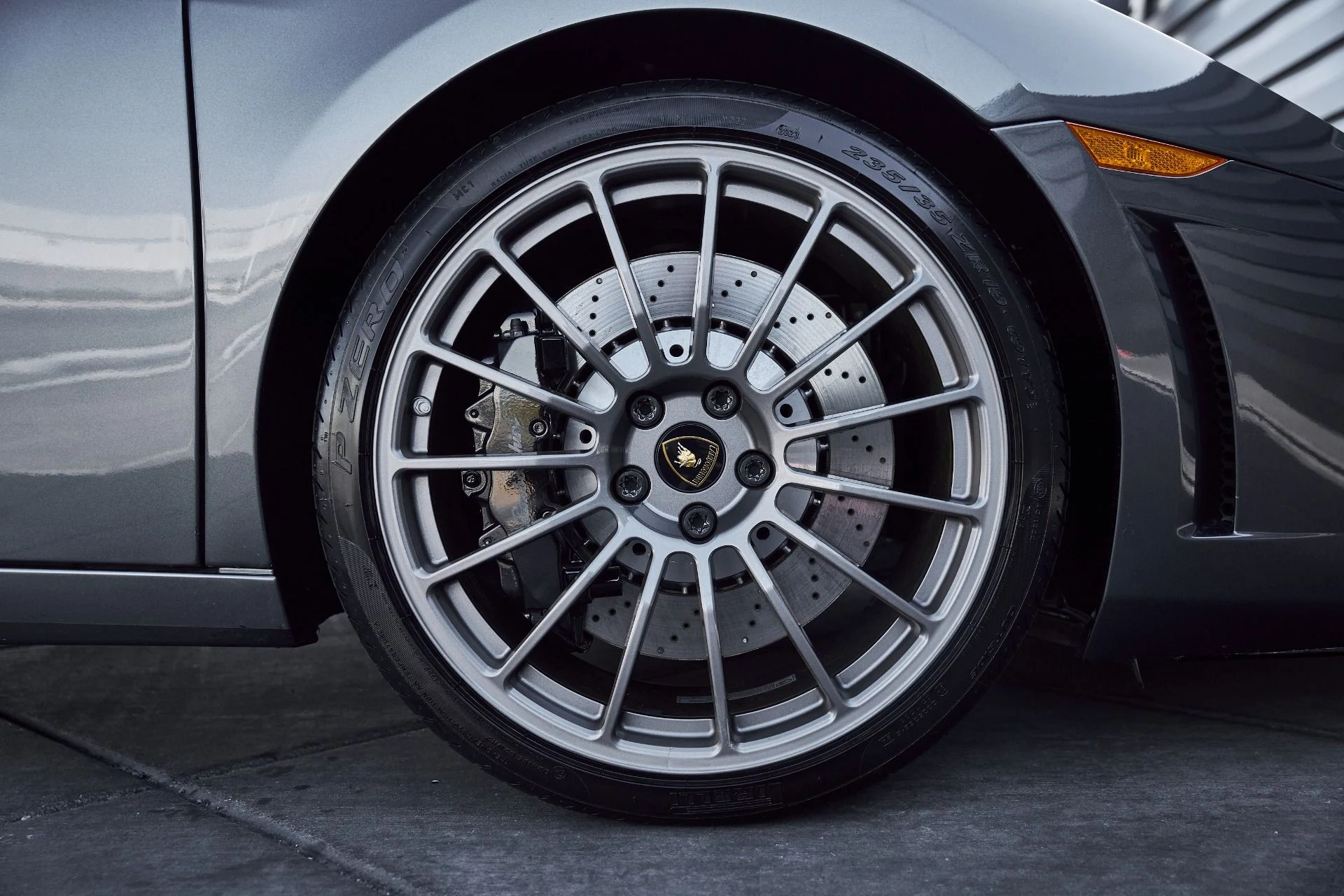 mph025_1267634440_Used_2013_Lamborghini_Gallardo_LP_550_2_1769826991_efe1d29f22