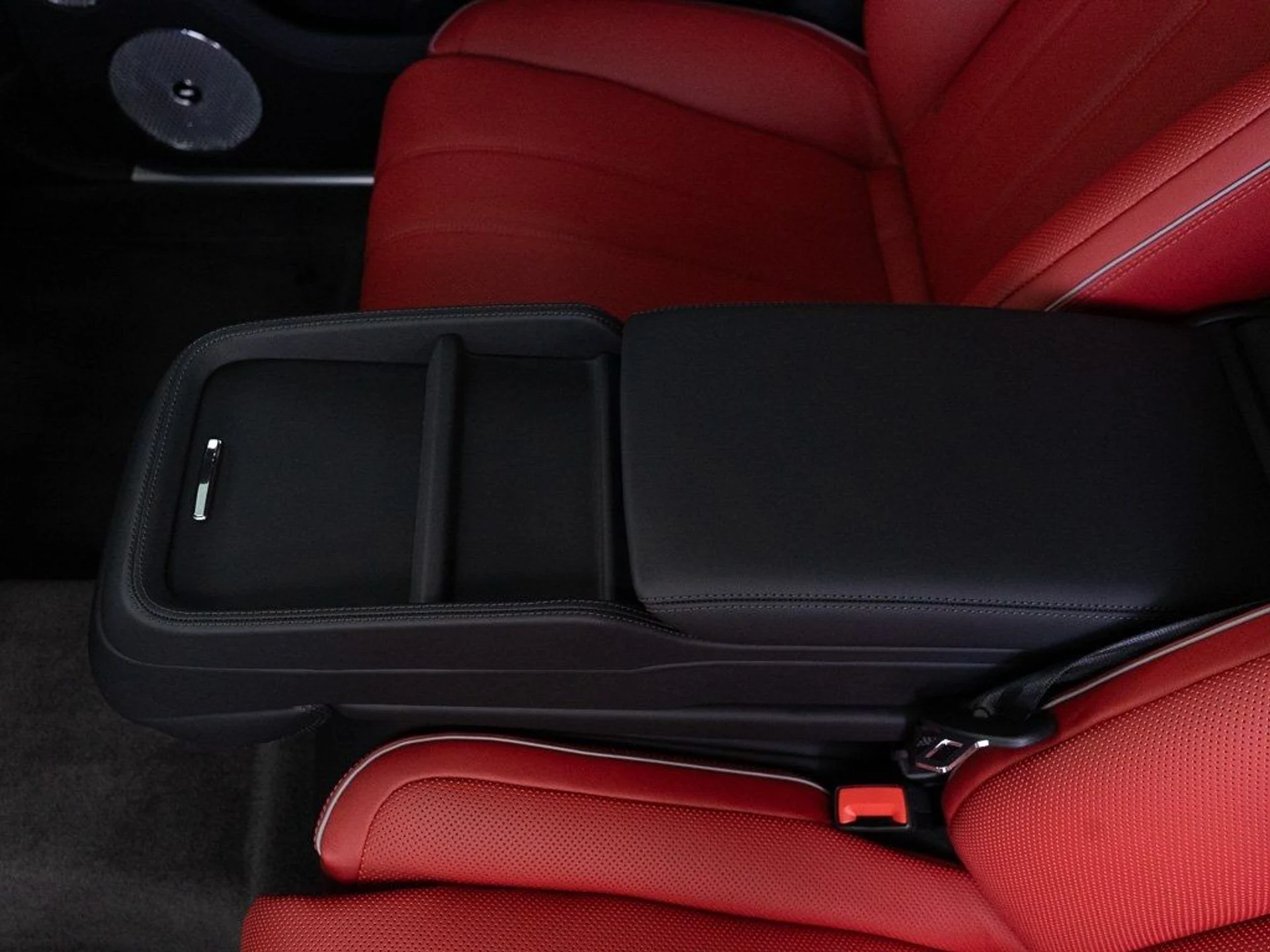 mph025_1280833977_fd8723c8440e94c4e6a586f044bc2b59_aecff7437e