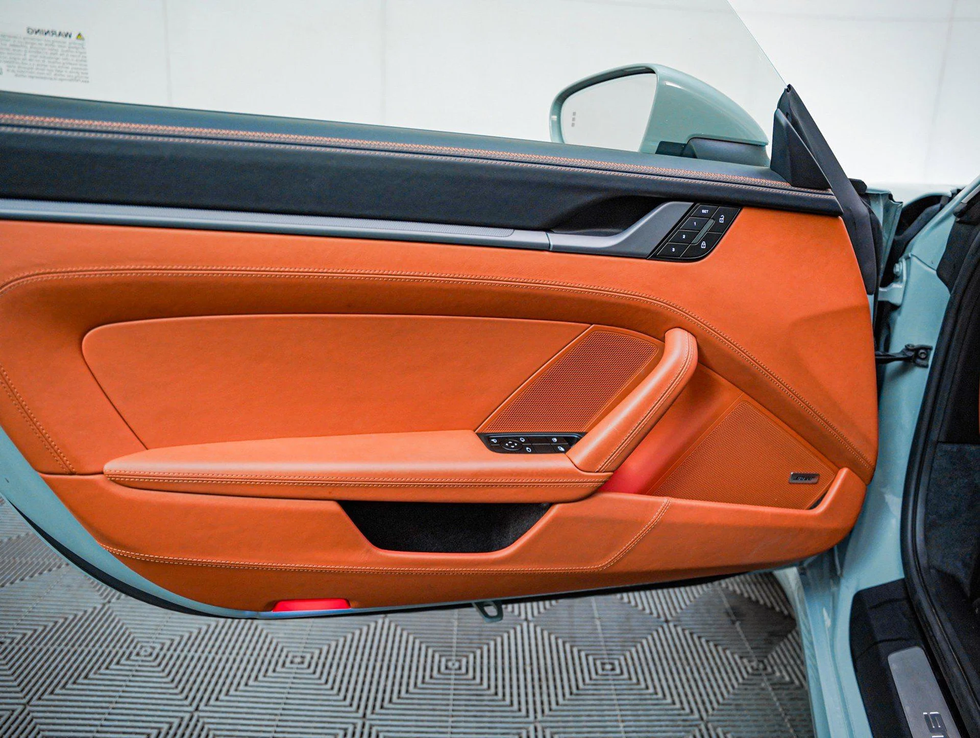 mph025_1282860729_bb19c364f46d37c7a04d86ac4e576ea6_c899d3ceee