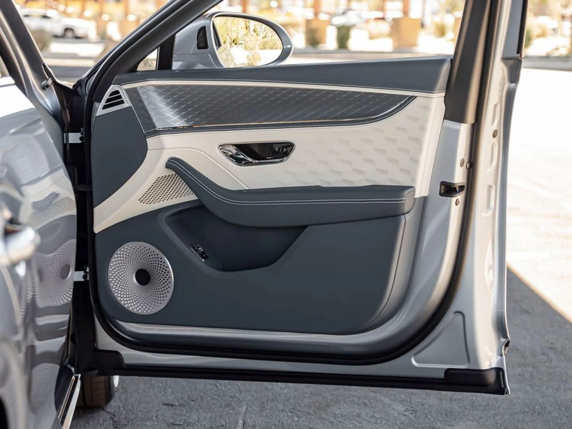 mph025_1283790996_26_40001543ad