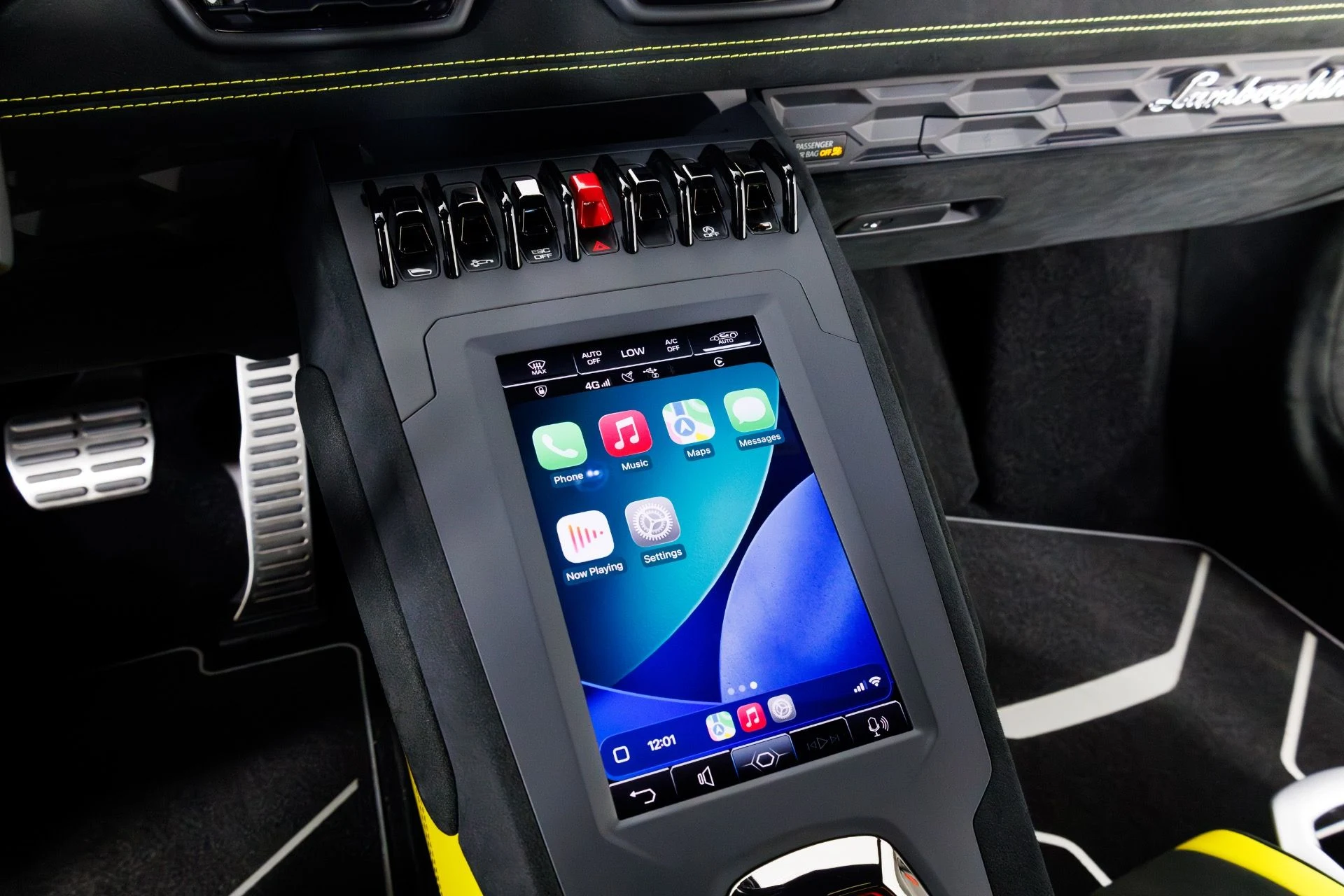 mph025_1284403782_Used_2022_Lamborghini_Huracan_STO_1770056107_e4d1ed69b9