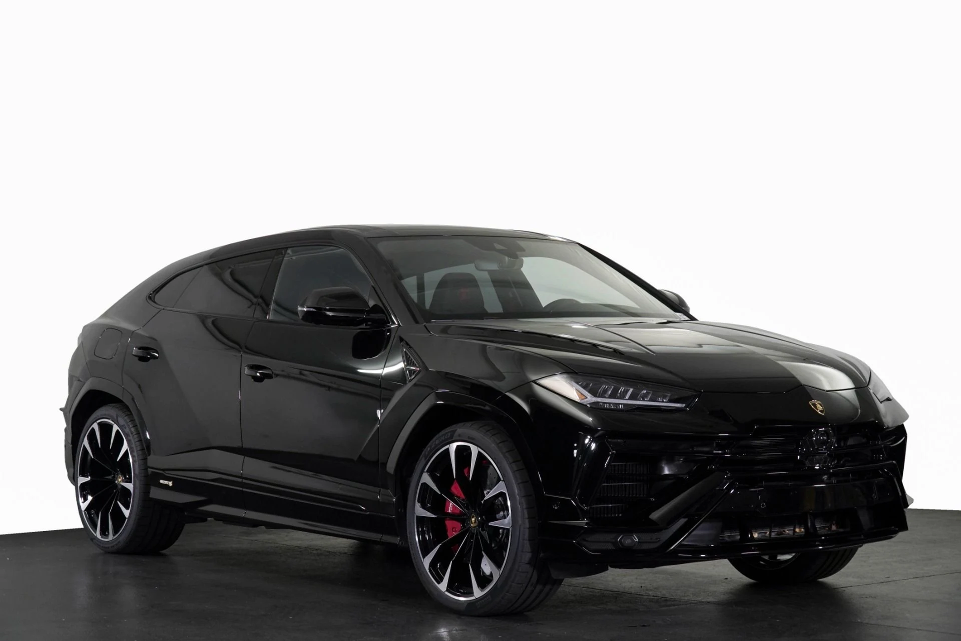 mph025_1285820121_Used_2024_Lamborghini_Urus_S_1775152944_42d25e69d2