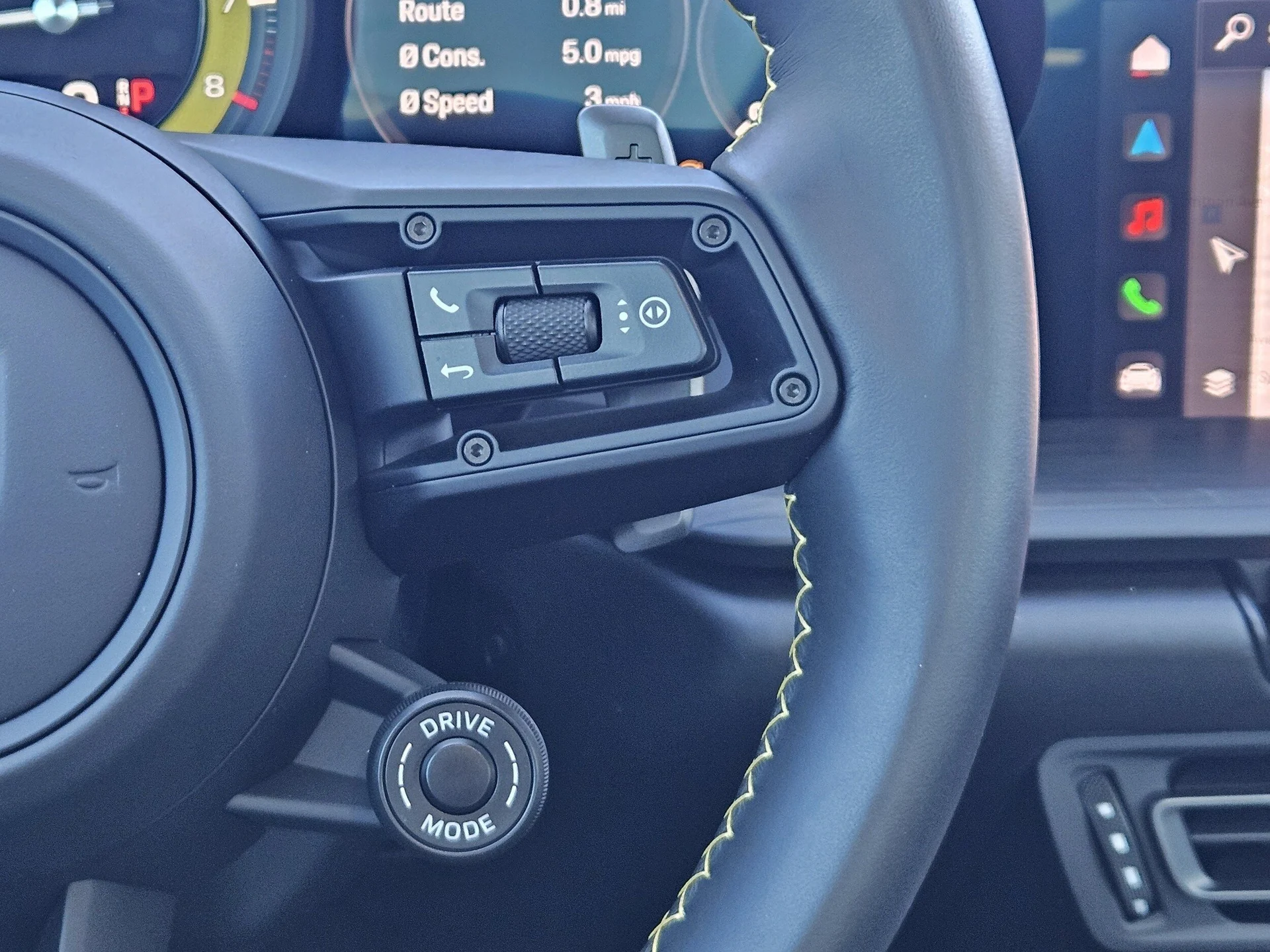 mph025_1286909112_fb3b5f90fd060a89869fc413ae6925f1x_7ea1cb2eaa