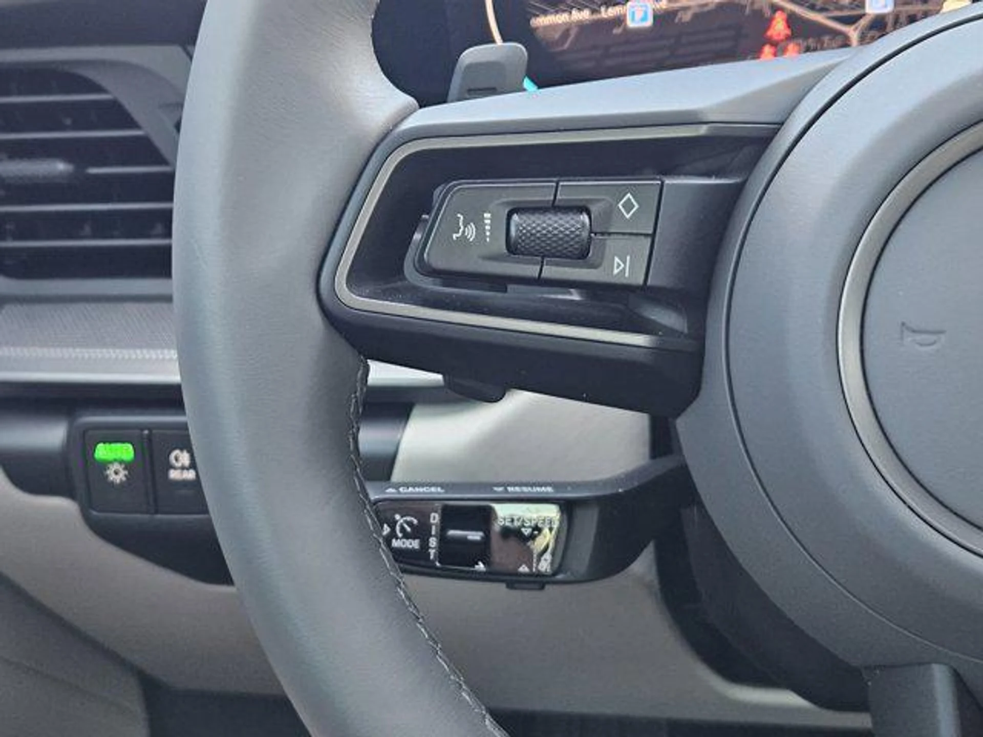 mph025_1293726402_t_Dw_Ev4_Xge_Td_I_AF_1_S_Eaj_Fg_VOICQ_0e4b3fb827