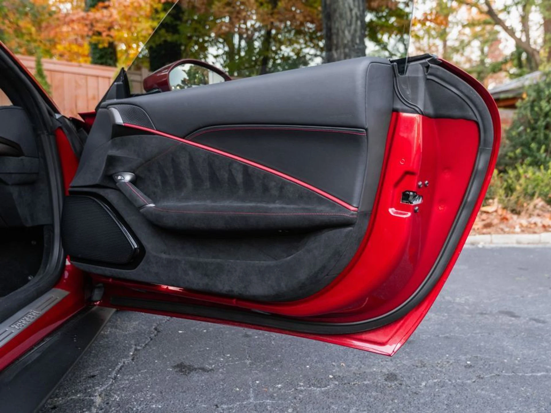 mph025_129677196_b2333dcb_562b_4e01_808a_41ab73482ca8_03a77861d3