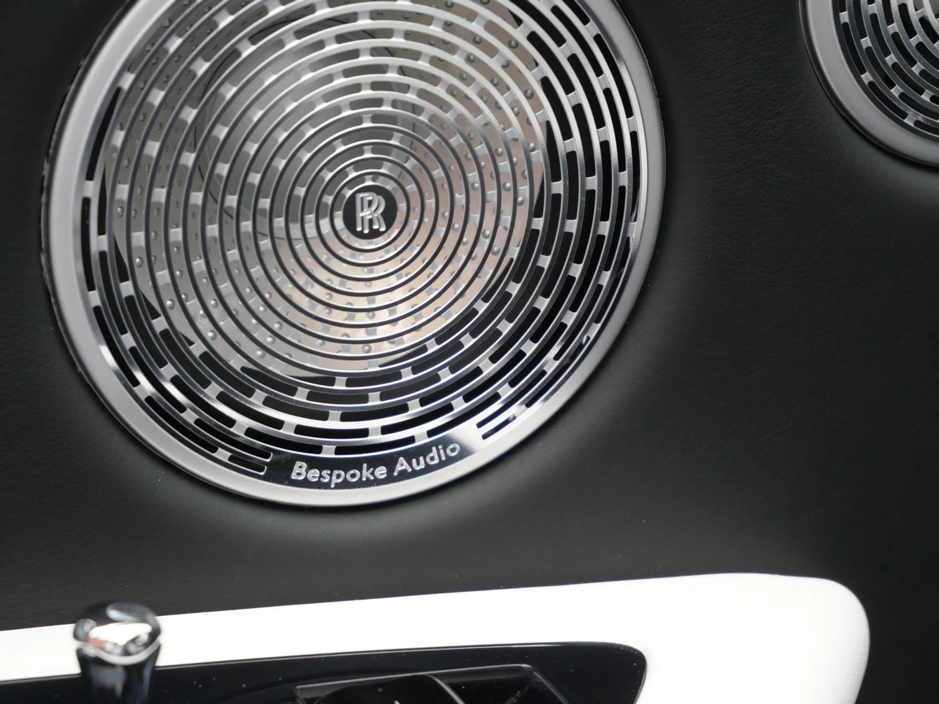 mph025_1299412966_f6f92ab0cf40b45234b0c60576d7ef18x_e59d492fbf