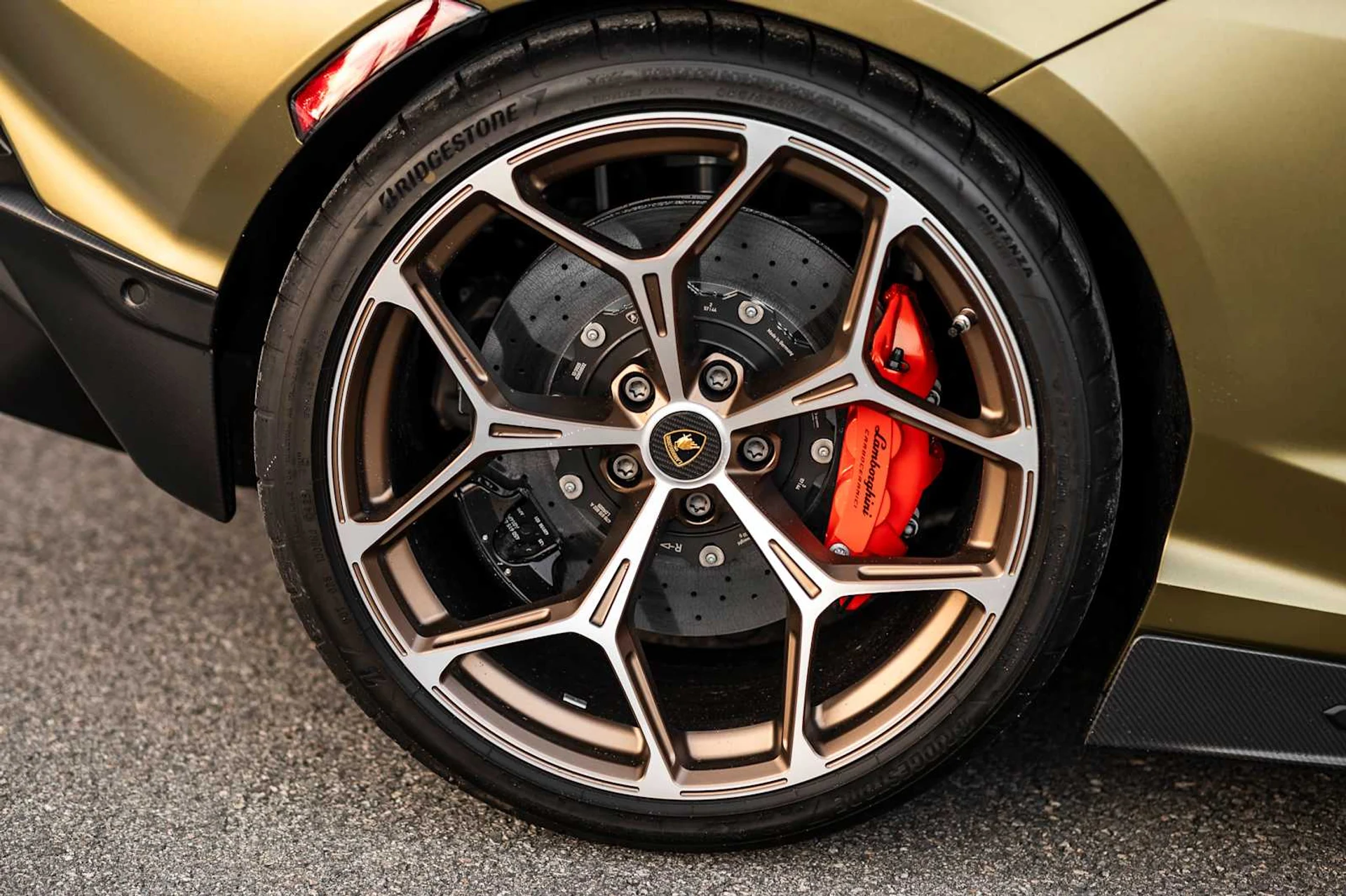 mph025_1300142316_ed931103c54c9a1c6f592fed2b8241b2x_7a774ed5d5