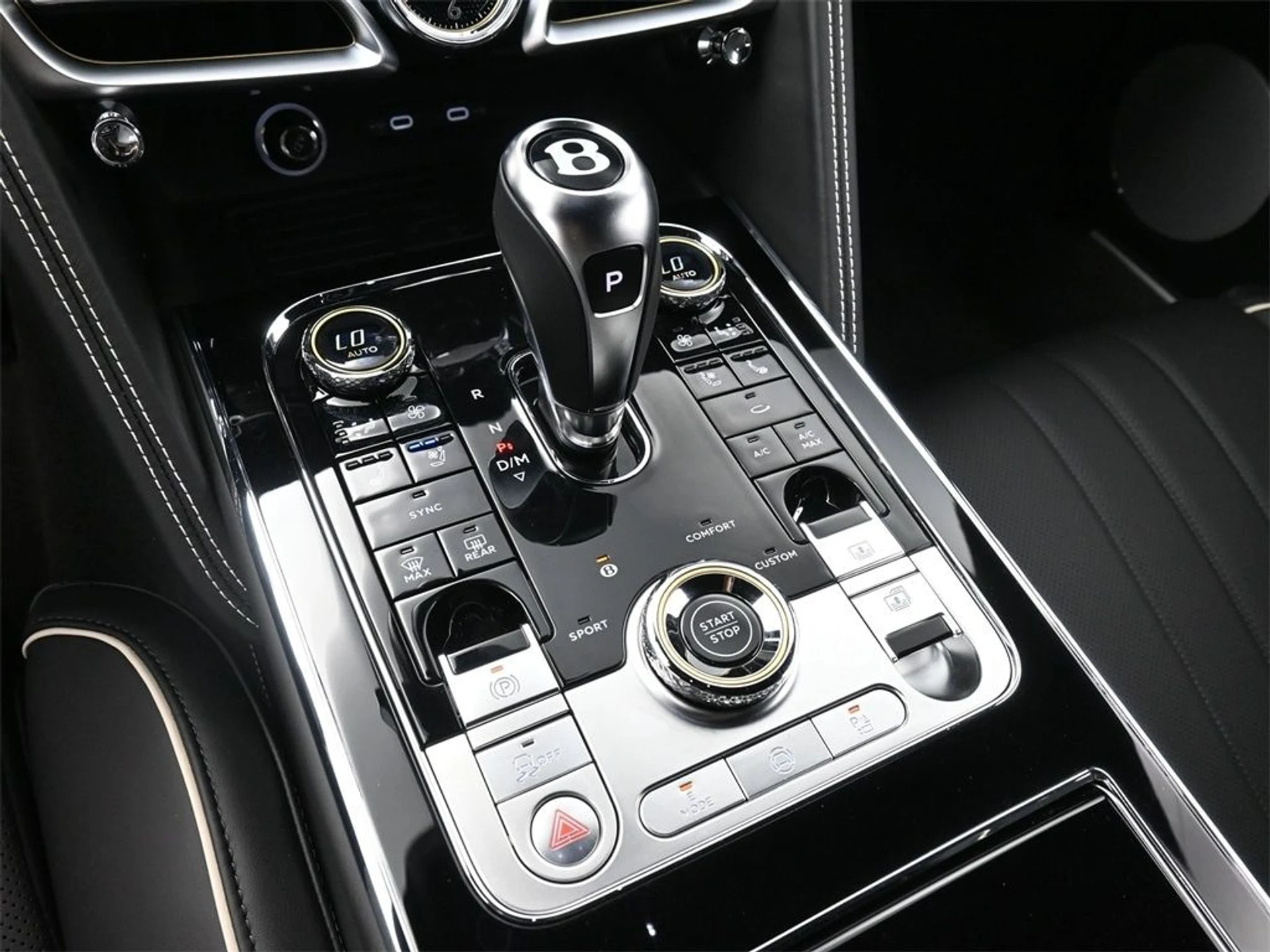 mph025_1312018362_ddee2d706d281945a407cd2135831202x_4dd2a9b087