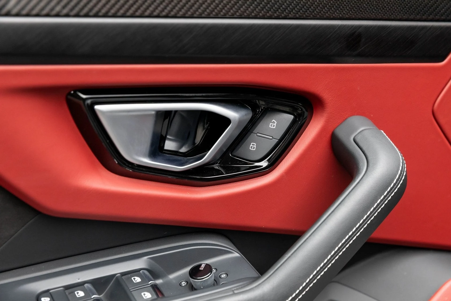 mph025_1318635147_26_1f453394c0