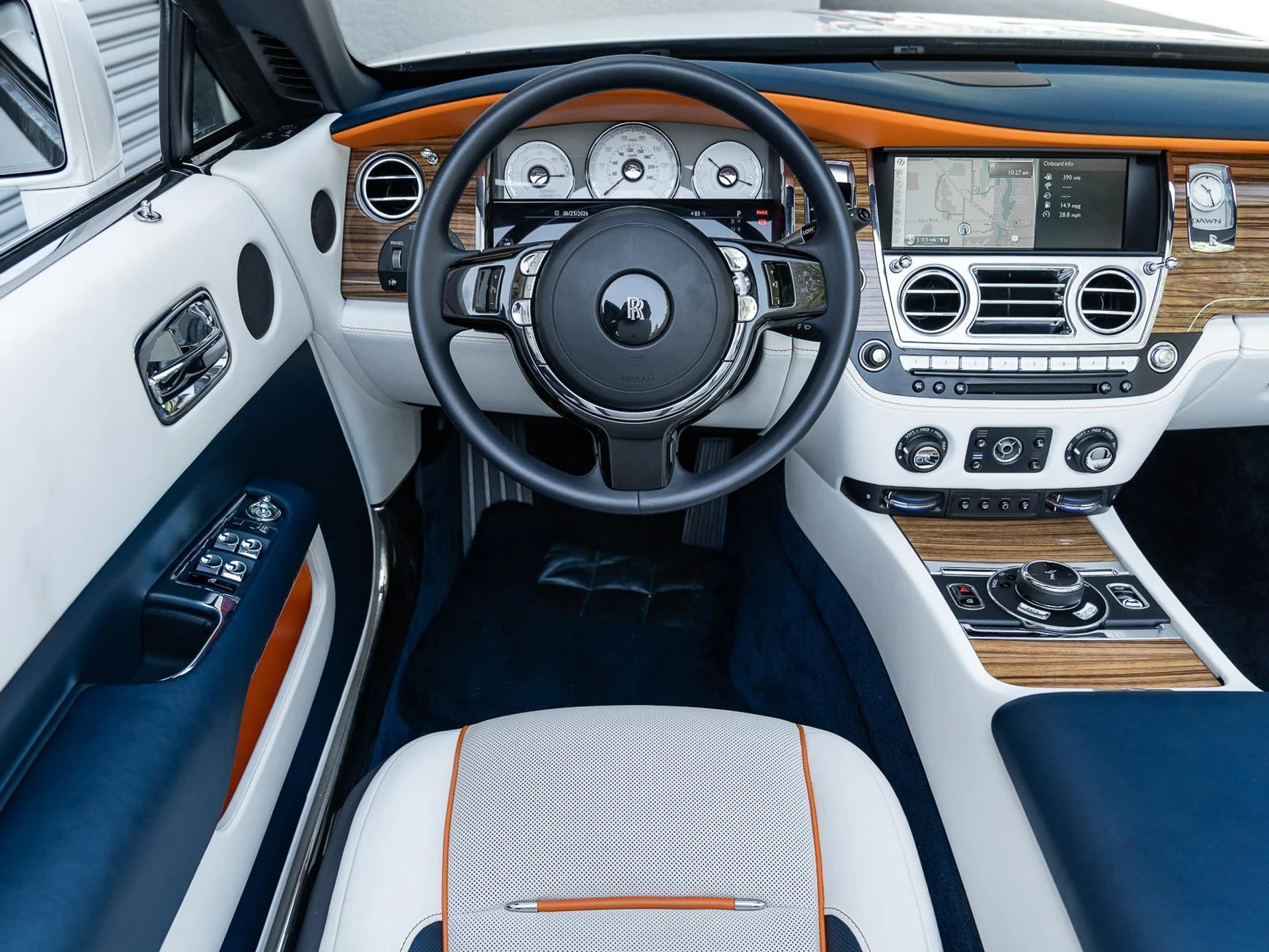 mph025_1326757048_Used_2016_Rolls_Royce_Dawn_2dr_Convertible_1782414110_d1cb35c1b3