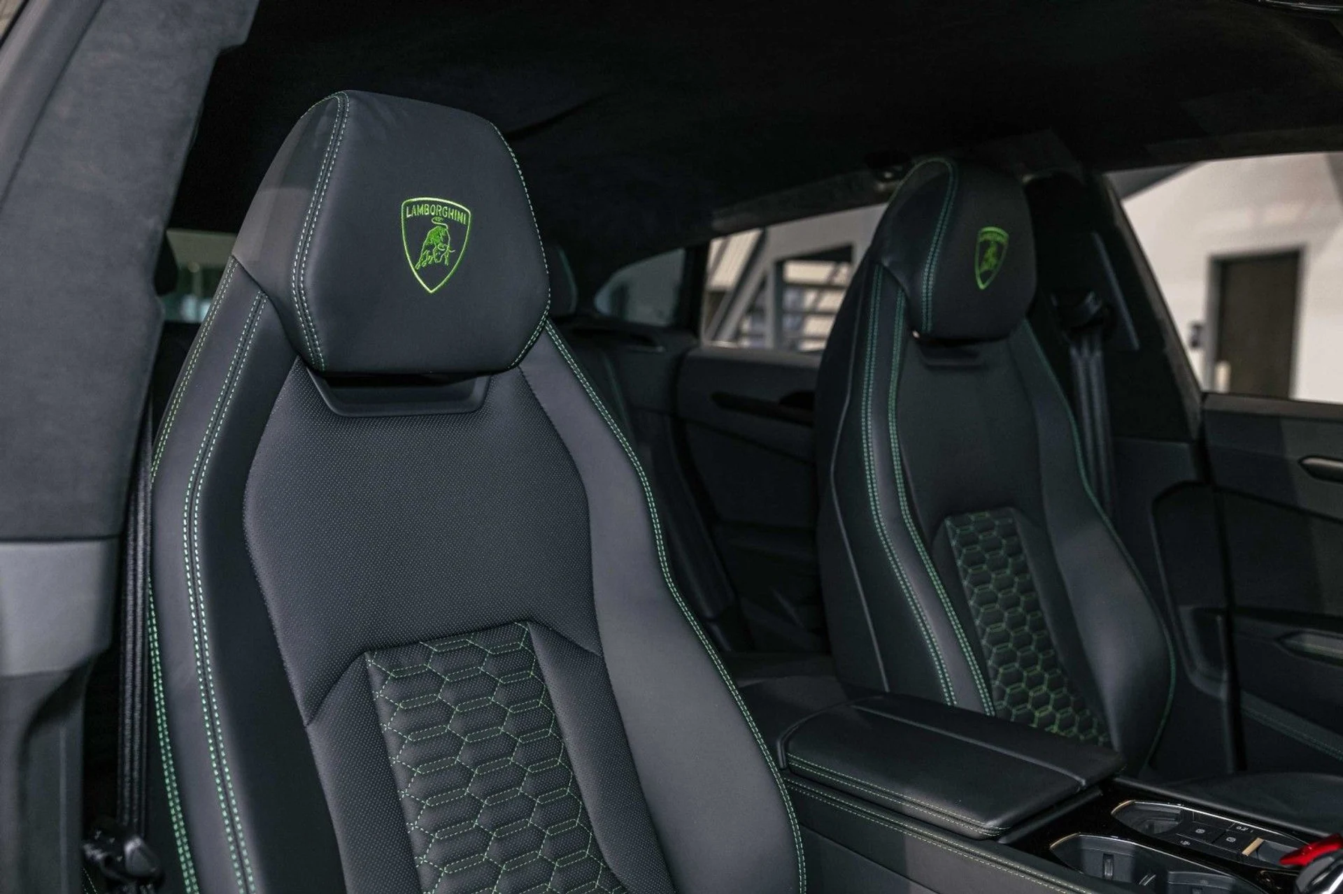 mph025_1327533087_mw_7772a43806