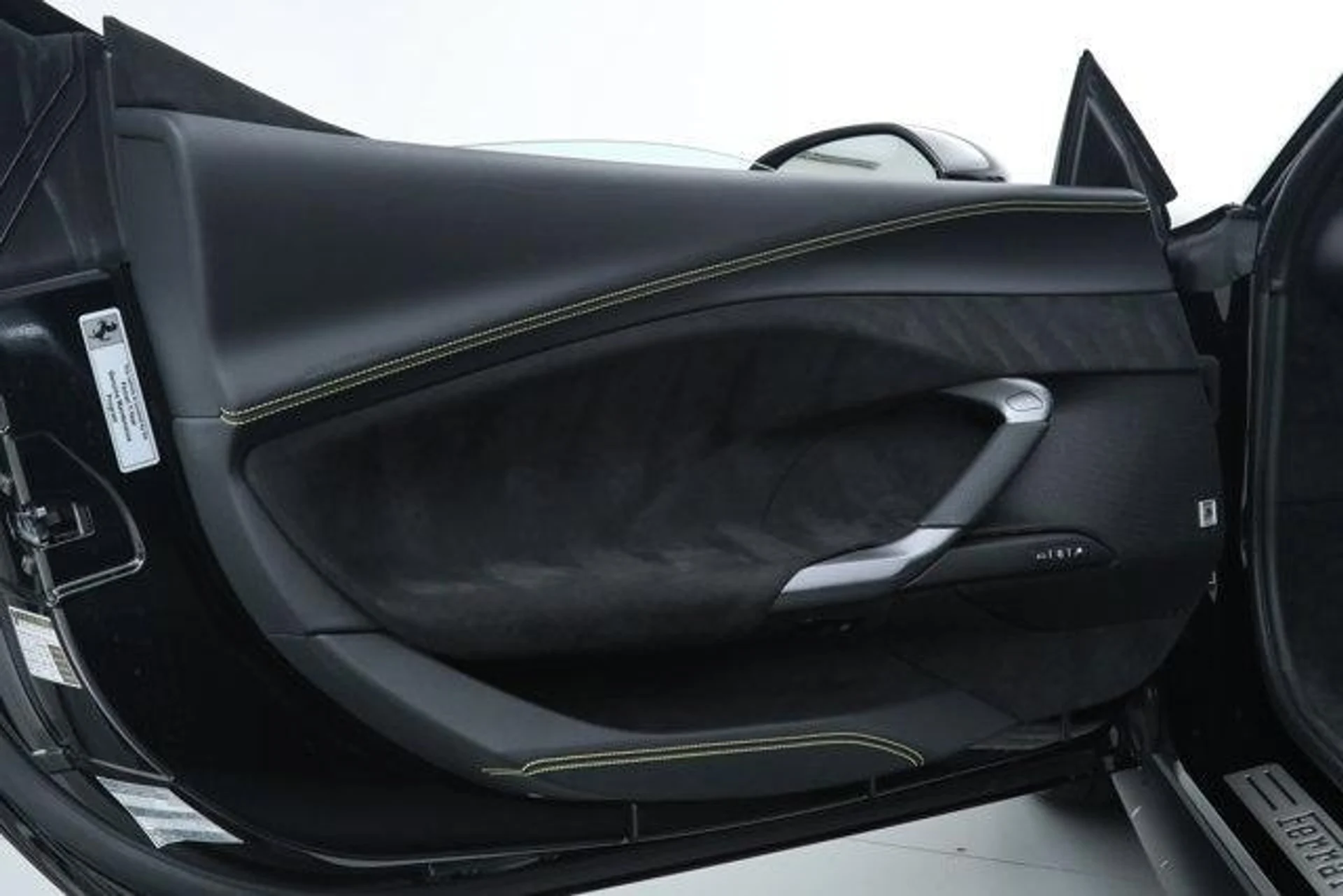 mph025_1329089349_swo_Bj_YW_6_Qc8c5v_DO_D_Hx8_D5_P0s_E_5ccc38ed65