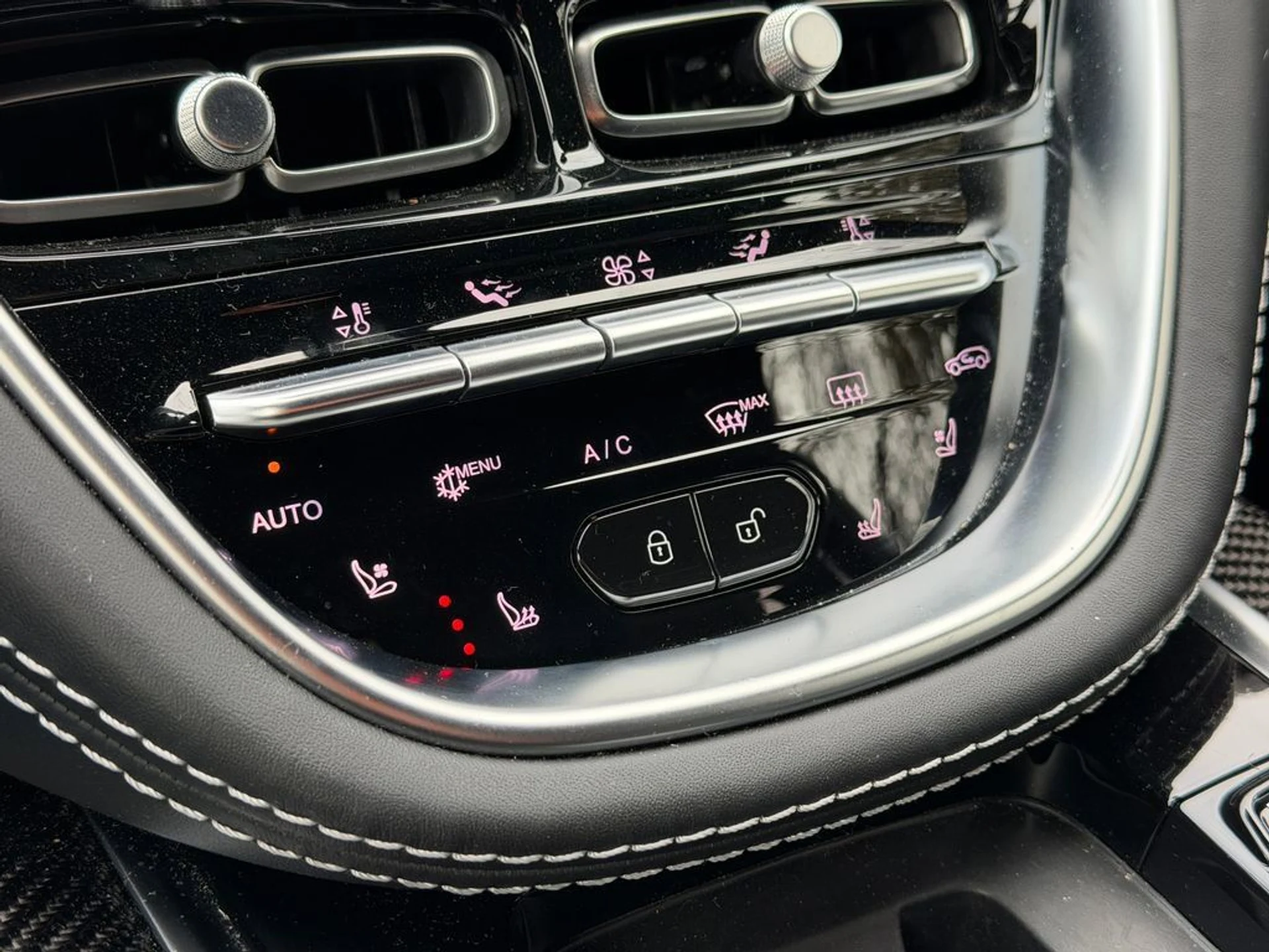 mph025_1334765949_4b7112239eab4643a26ebed55b19812f_d17fd471f5