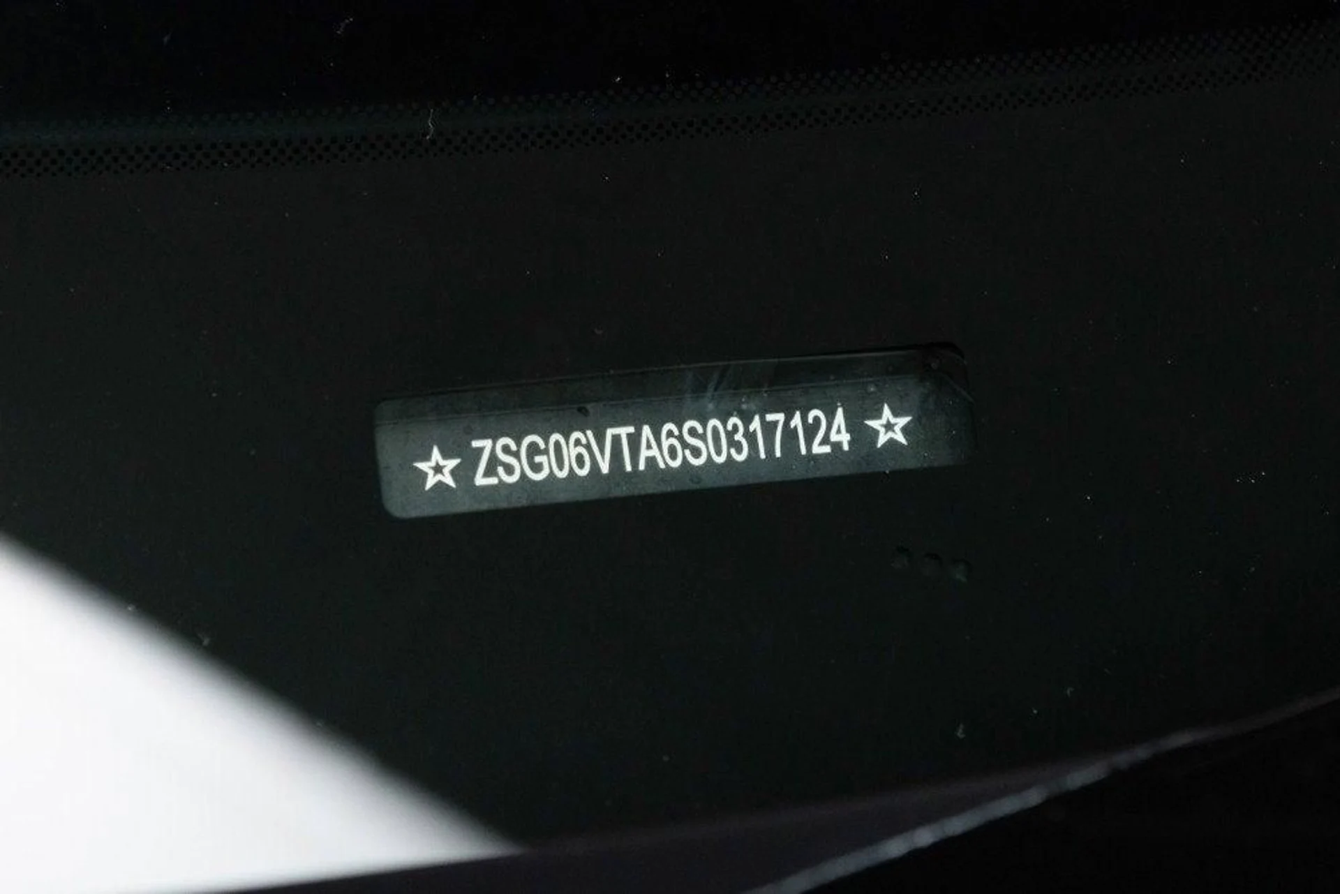 mph025_133927720_Used_2025_Ferrari_Purosangue_1777382815_0667306c02