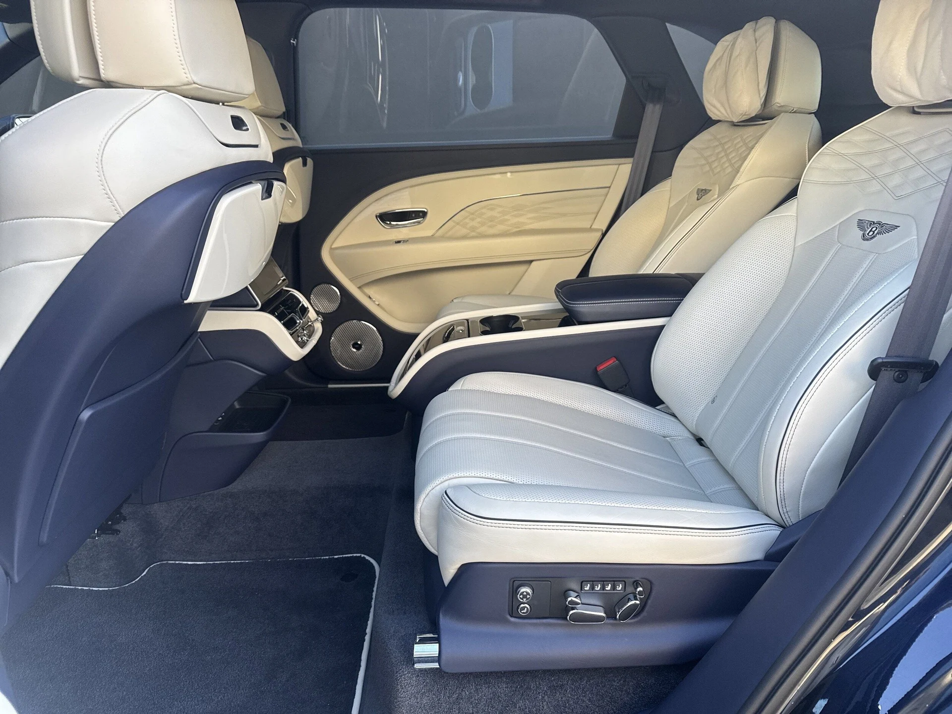 mph025_1344932388_3523b1b1d059065a369042c9a48c27c6x_63091c1308