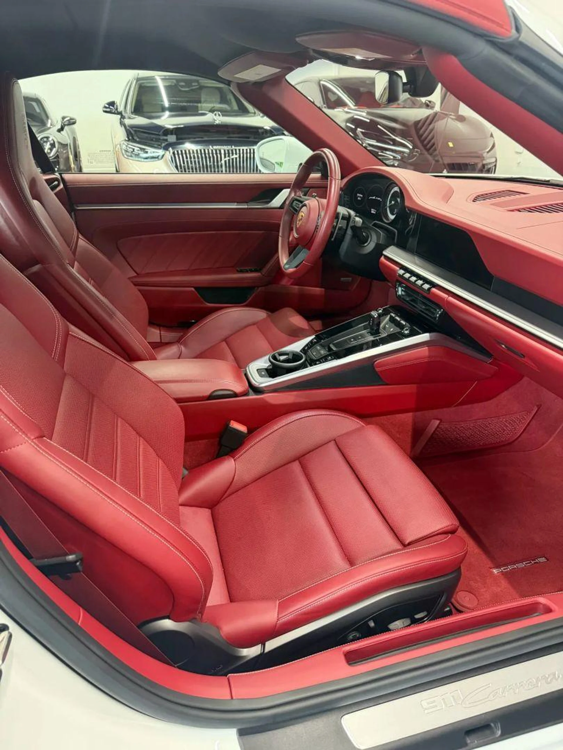mph025_1352190710_Used_2022_Porsche_911_Carrera_Cabriolet_2_D_1786495198_f050346257