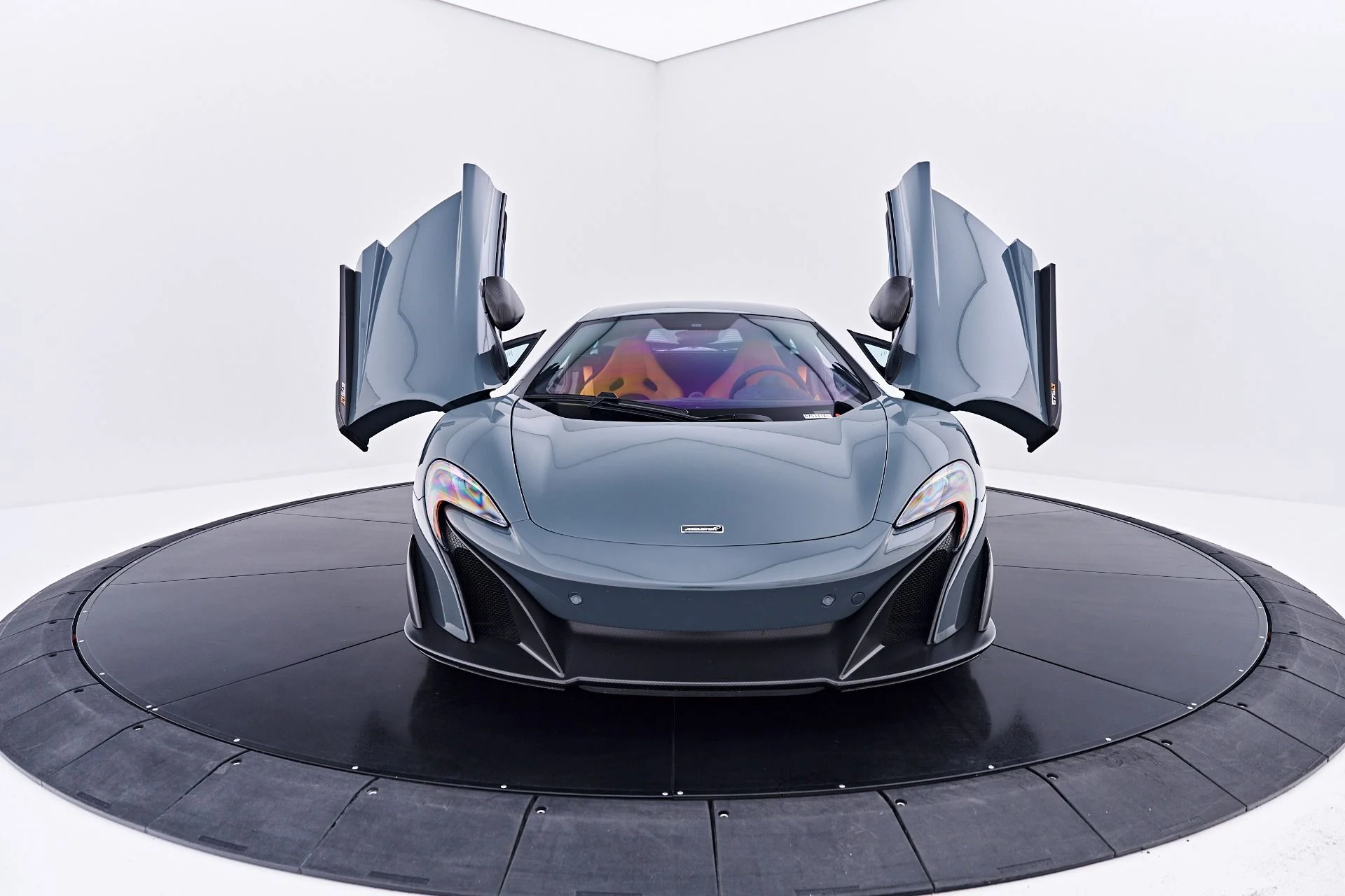 mph025_1356405245_Used_2016_Mc_Laren_675_LT_Base_1784331593_3adb094936