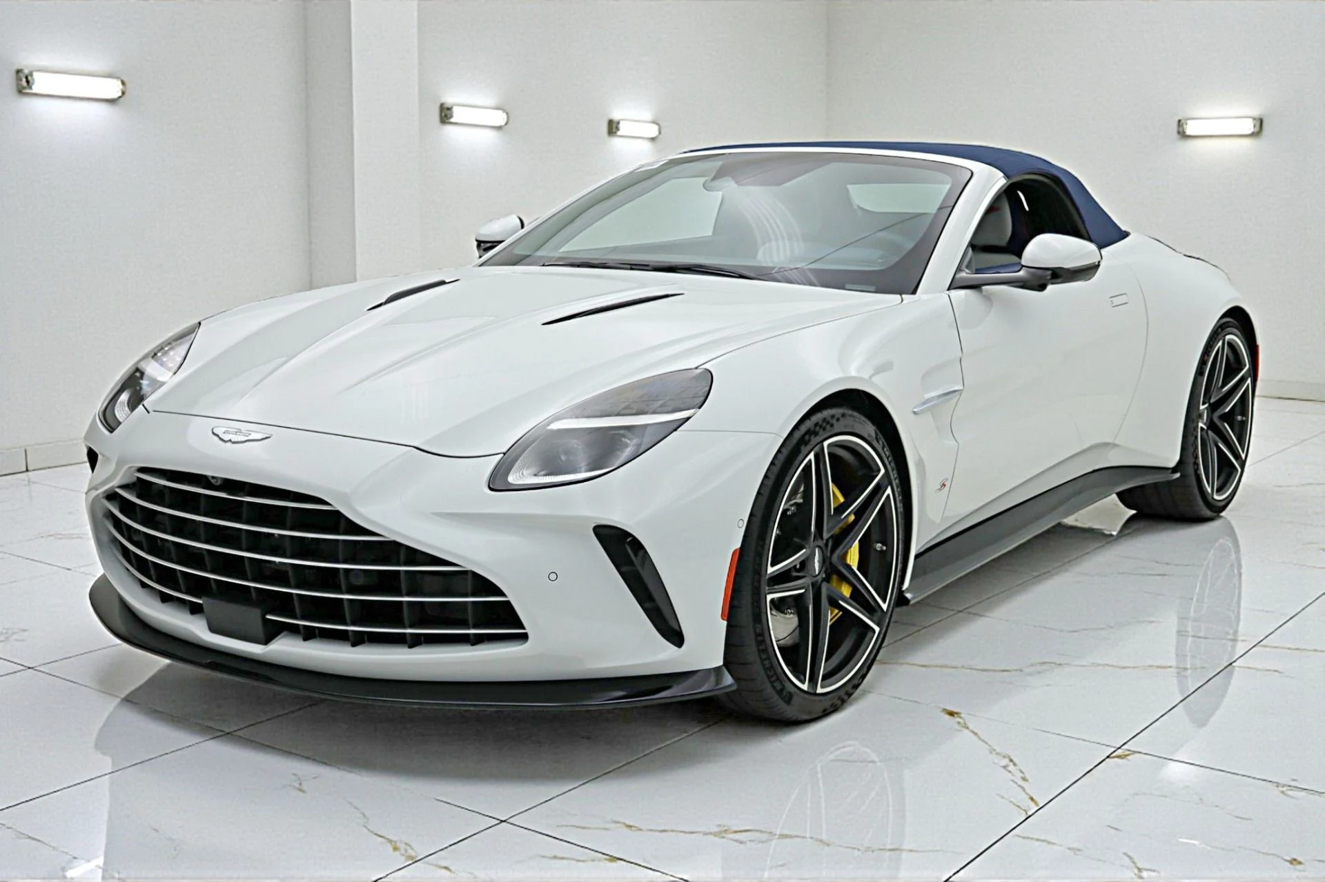 mph025_1360752137_New_2026_Aston_Martin_Vantage_S_805201b33c