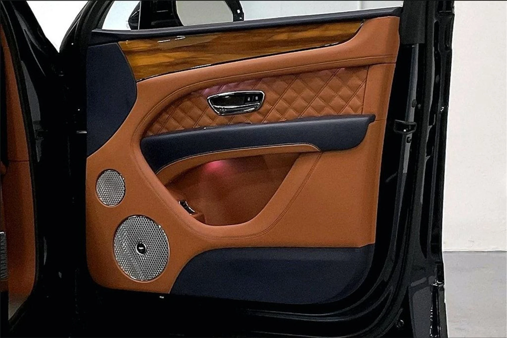 mph025_1363597117_198ba083320ec417824ff1473ebd7d37x_ae3093a514