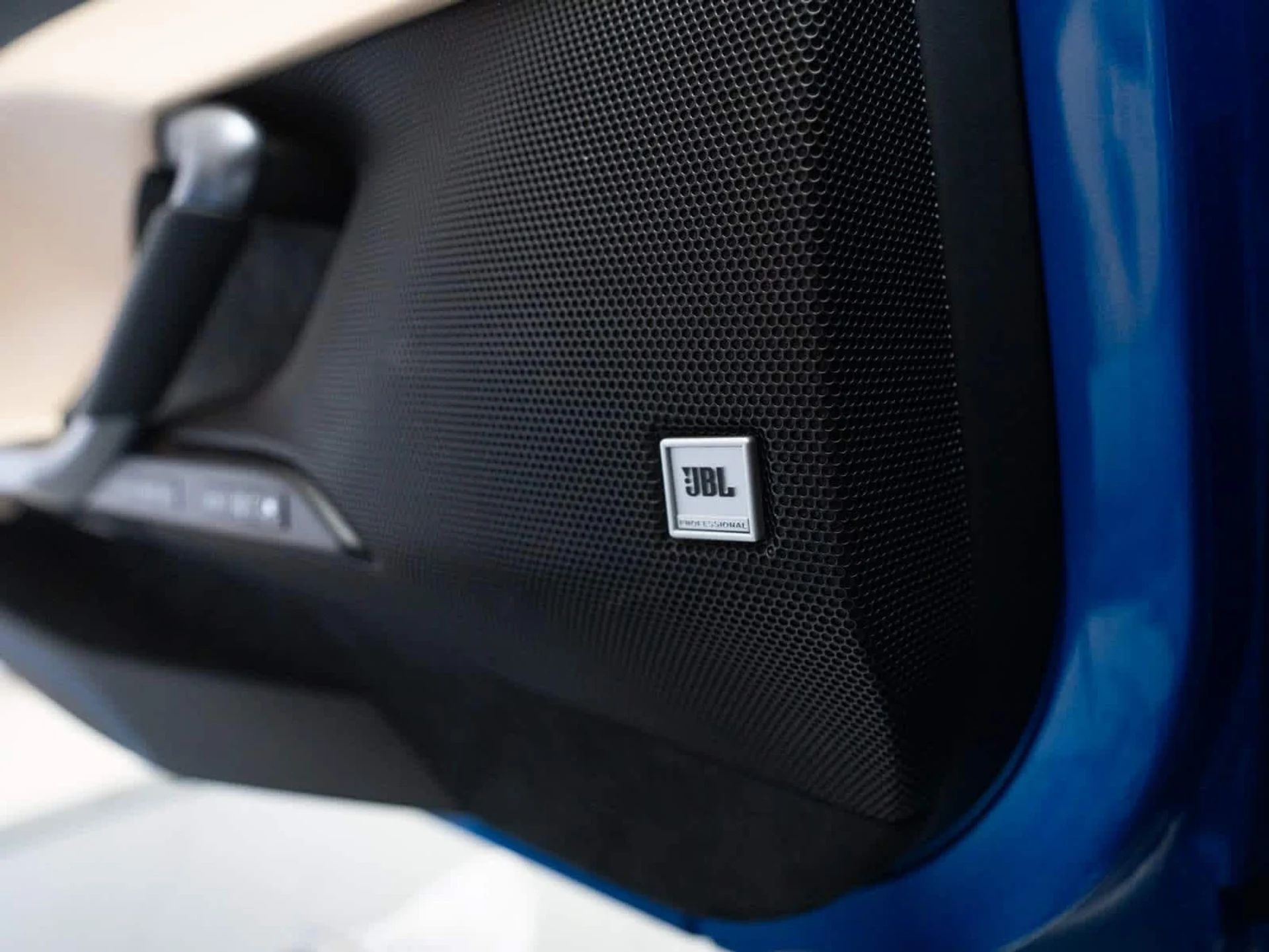 mph025_1363616130_edf1a5044a9d9995f58431780de1e2cex_93a4a42151