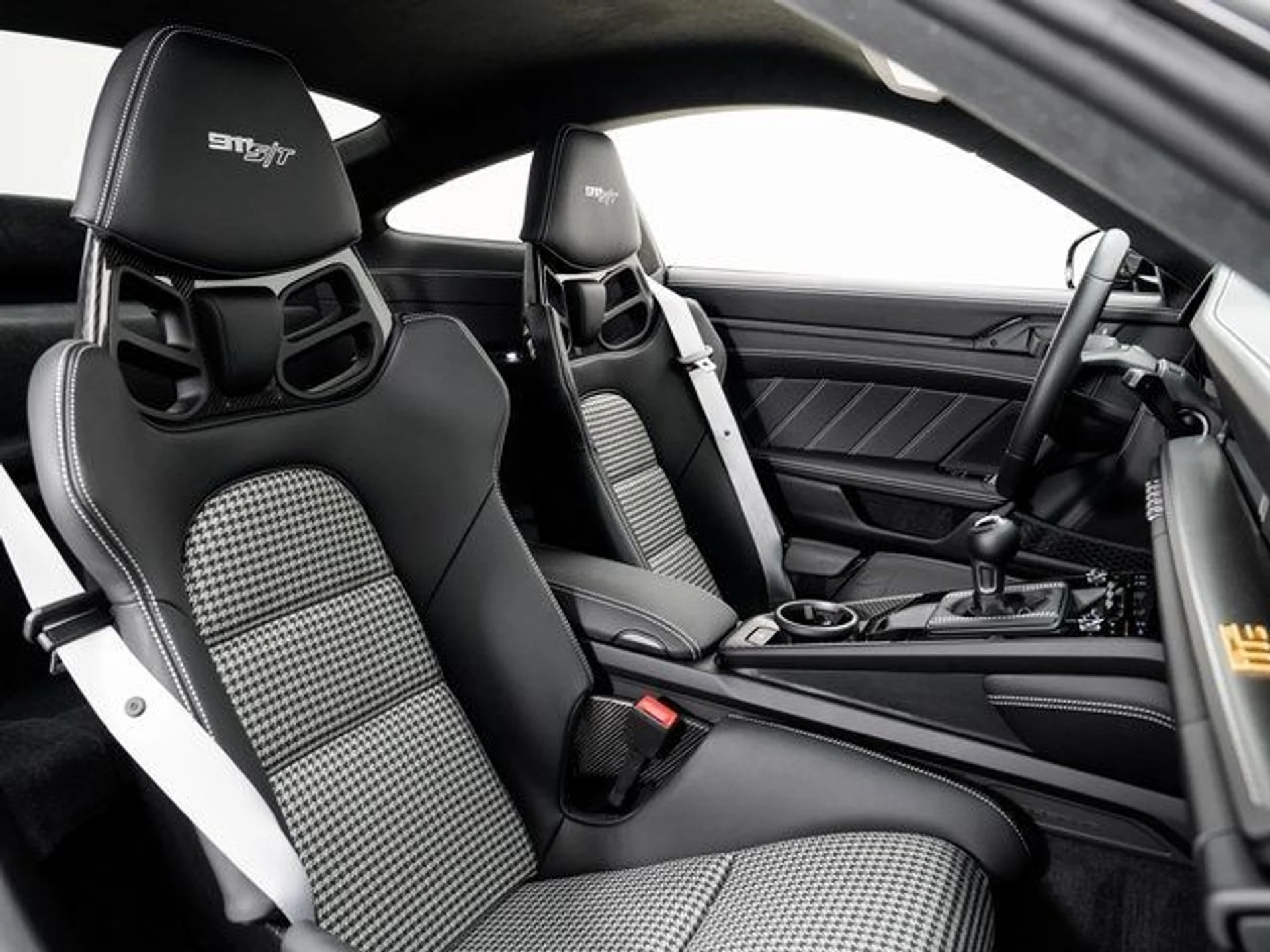 mph025_1366656780_fa3e1f4caad1b64ca8804f91eca13a6e_bb670f4f8b