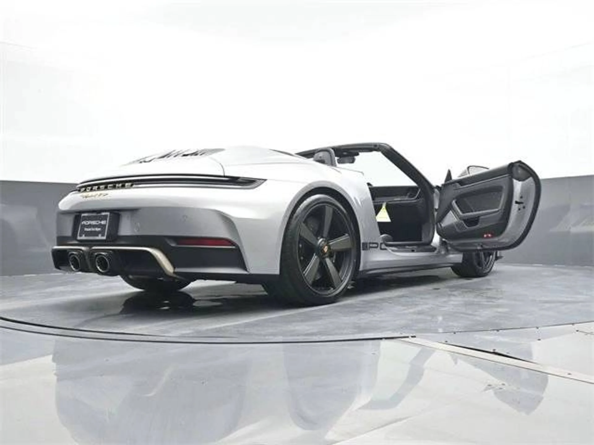 mph025_1376517289_f06516544e6aeec99aba40d08f561d0cx_9dff13eceb