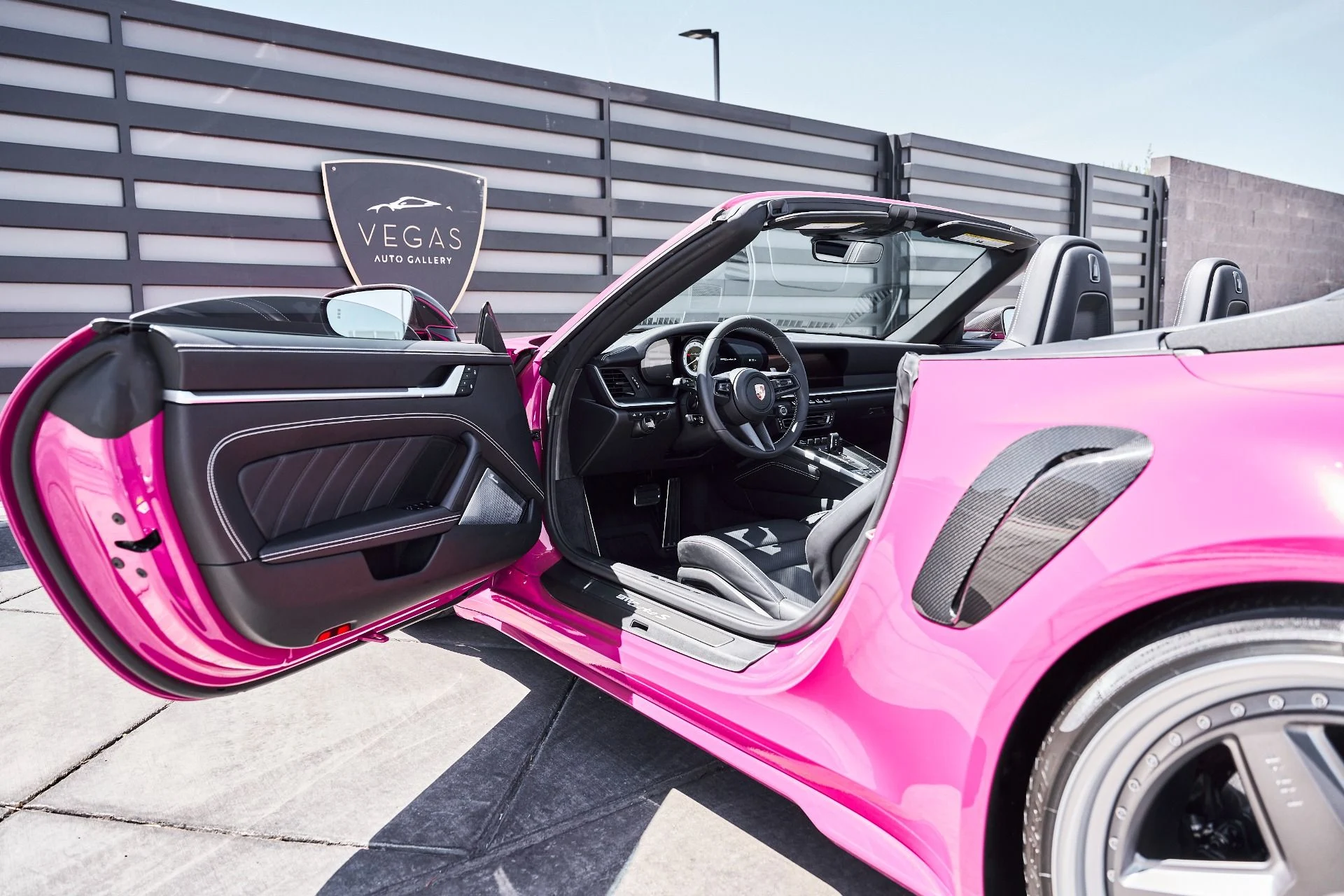 mph025_1392427463_Used_2024_Porsche_911_Turbo_S_1778551239_90716ac7a3
