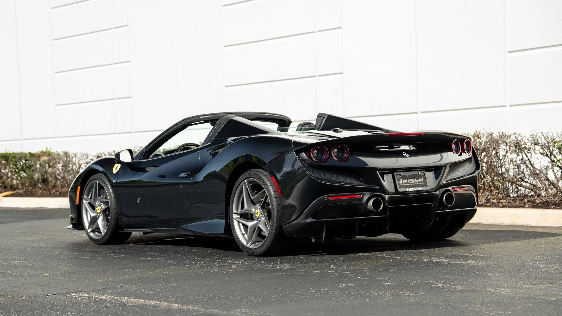 mph025_1394702237_Used_2021_Ferrari_F8_Spider_1753198309_b59aa5937d
